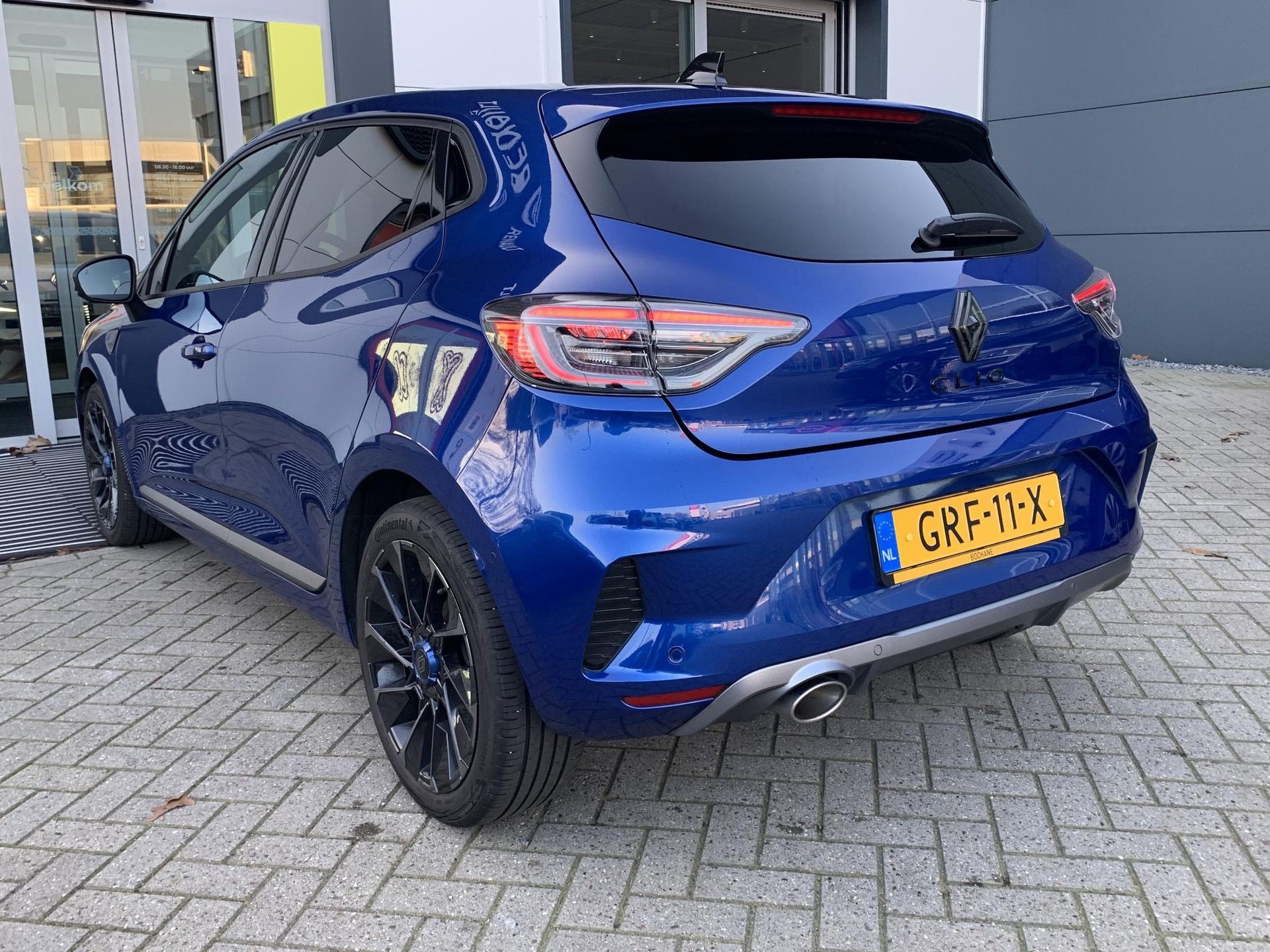 Renault Clio met kenteken GRF-11-X – detailfoto