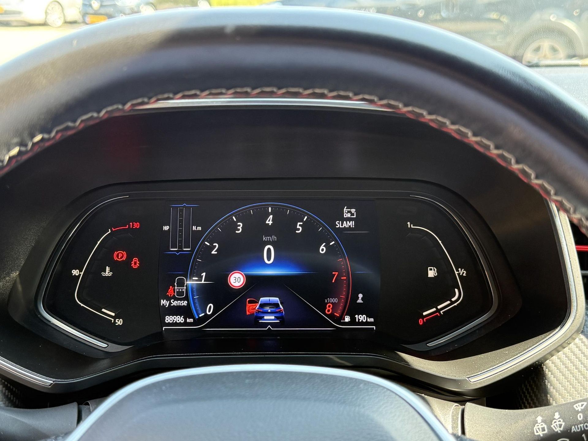 Renault Clio met kenteken H-759-JZ – dashboard