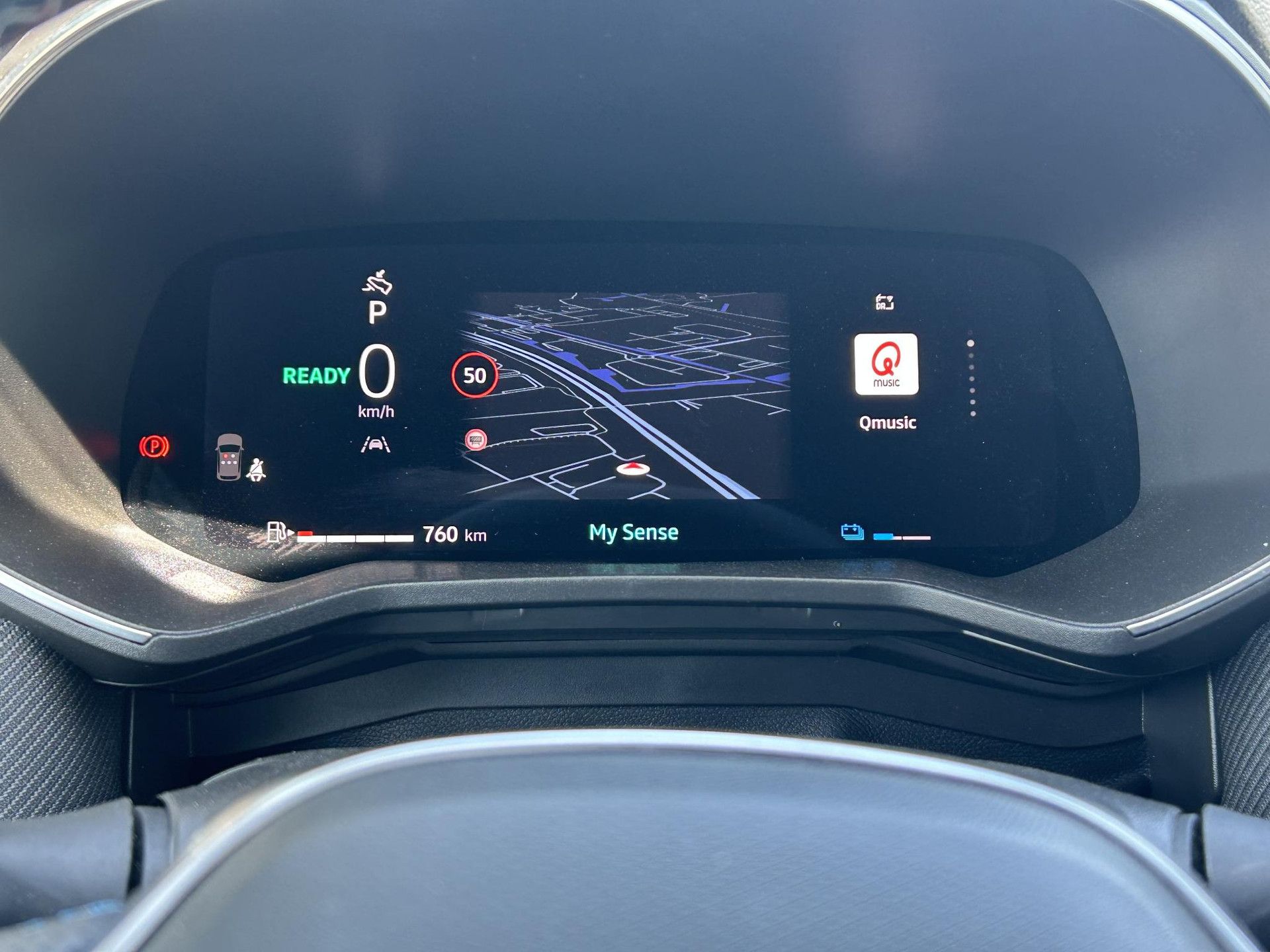 Renault Clio met kenteken JBK-61-S – dashboard
