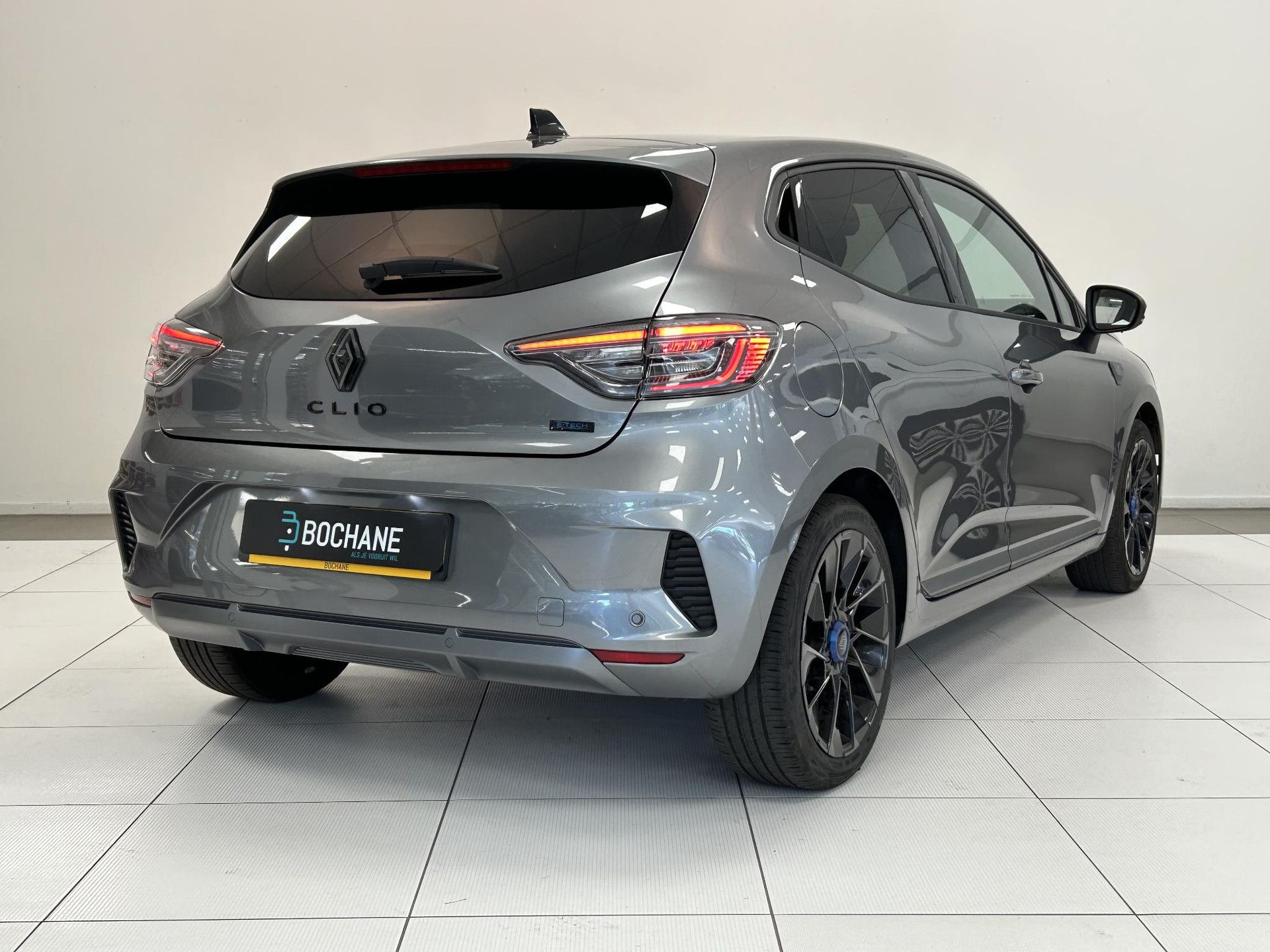 Renault Clio met kenteken JBK-64-S – achteraanzicht