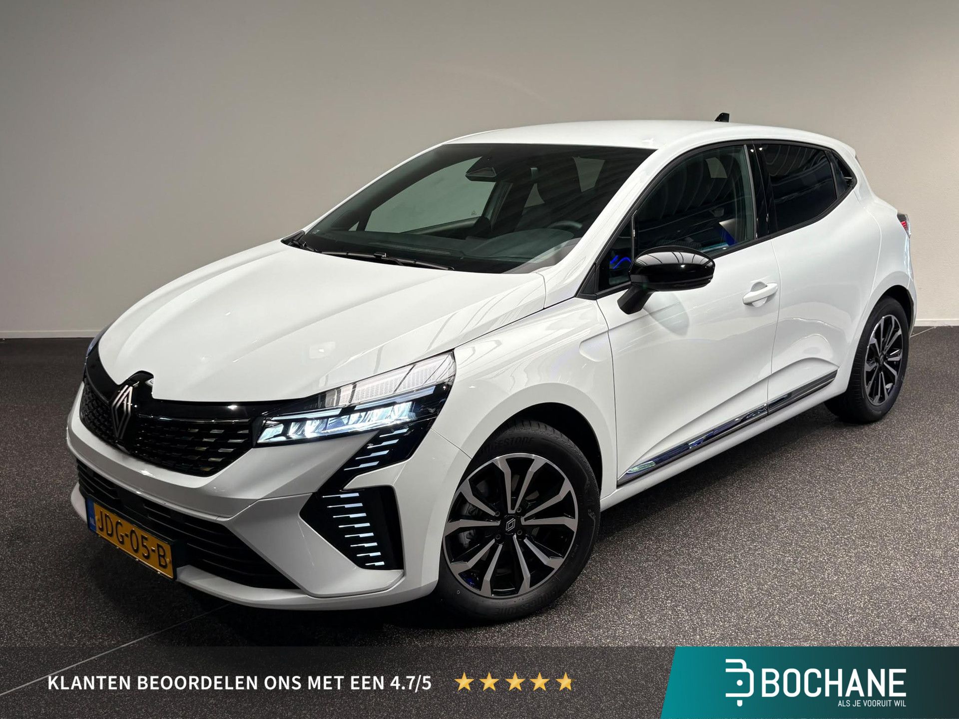 Renault Clio met kenteken JDG-05-B – vooraanzicht