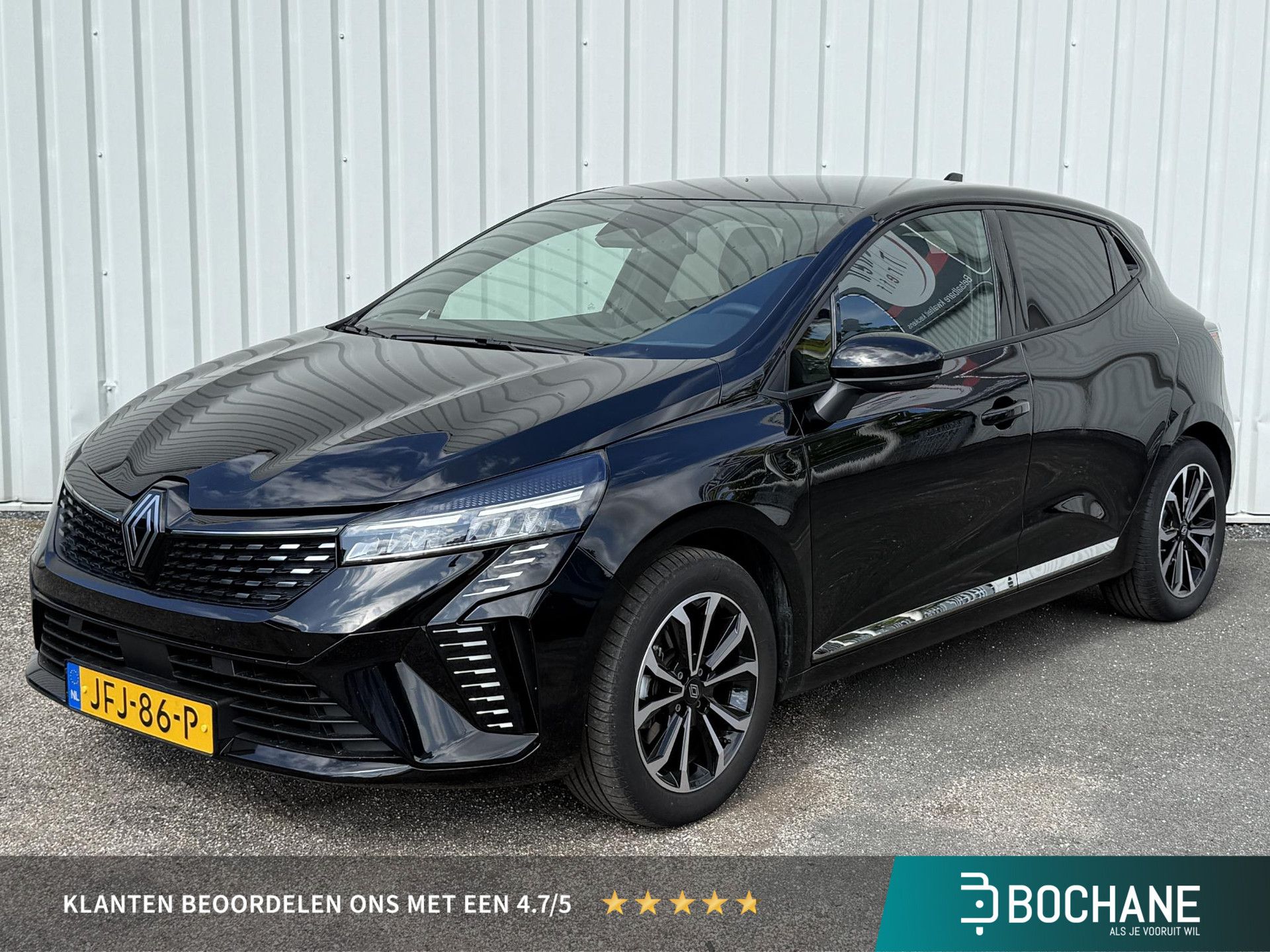 Renault Clio met kenteken JFJ-86-P – vooraanzicht