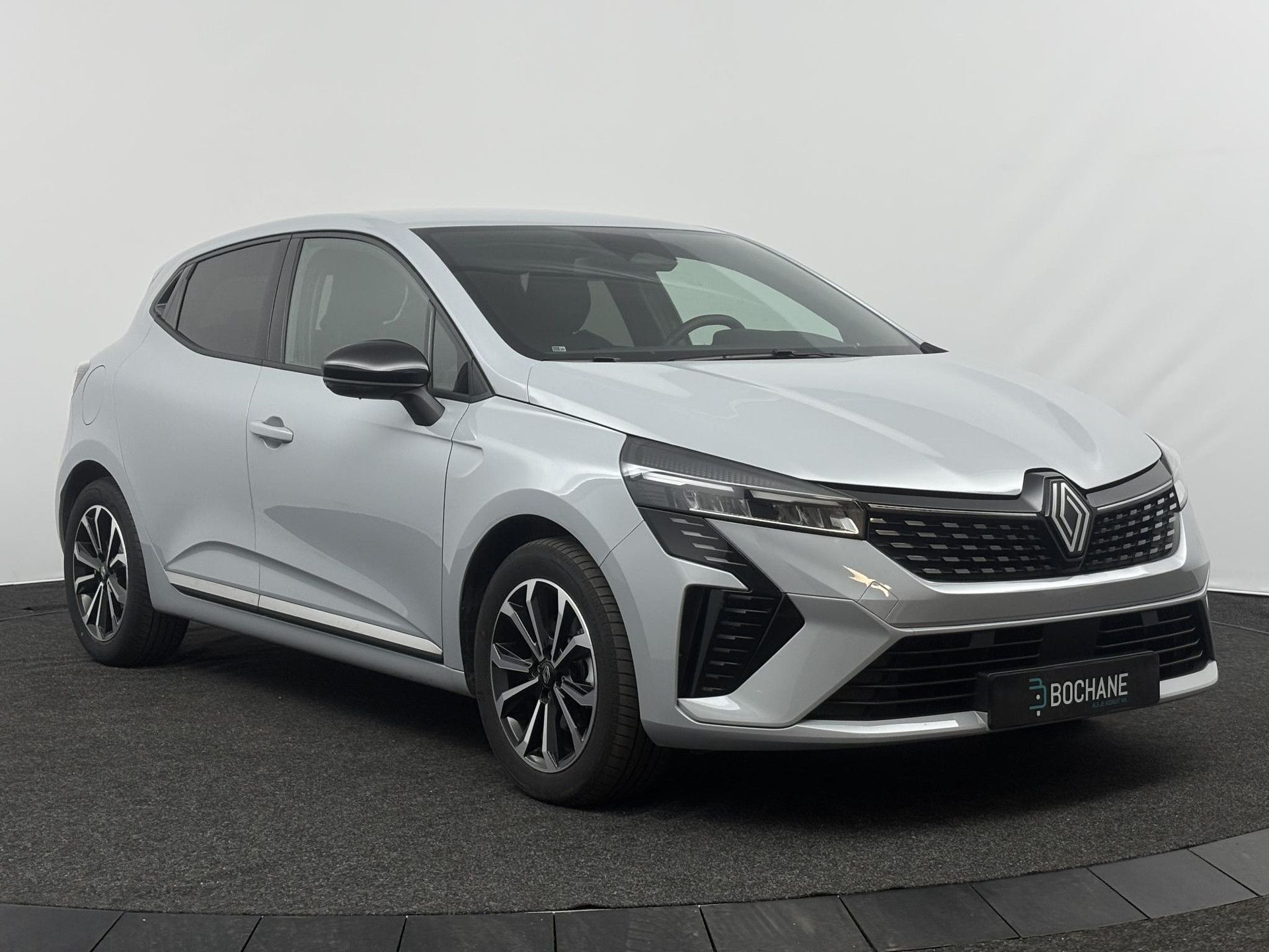 Renault Clio met kenteken JFJ-88-P – detailfoto