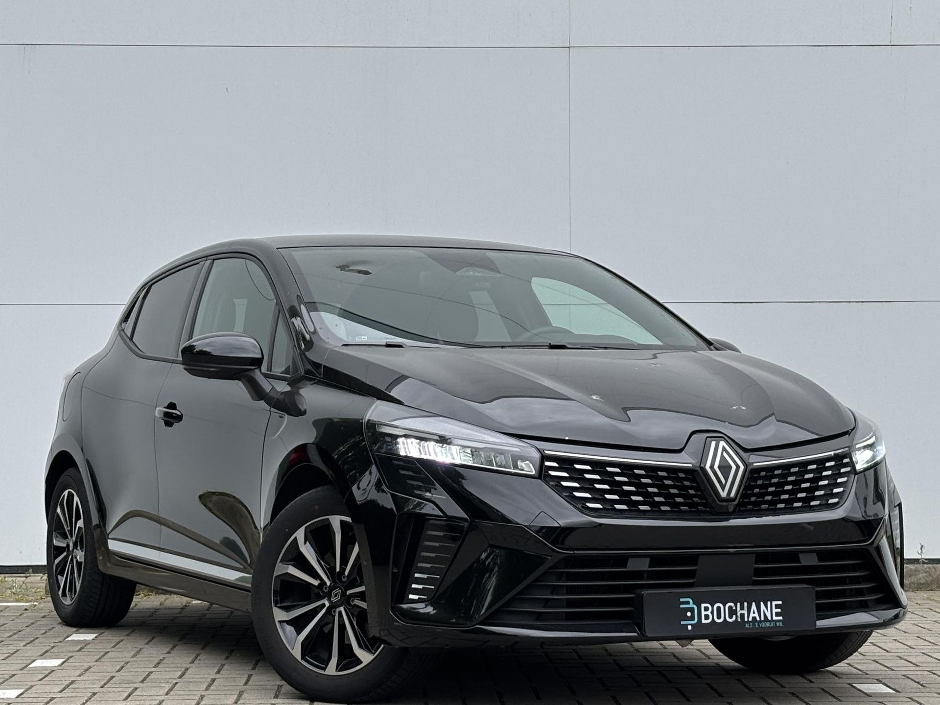 Renault Clio met kenteken JFJ-89-P – detailfoto