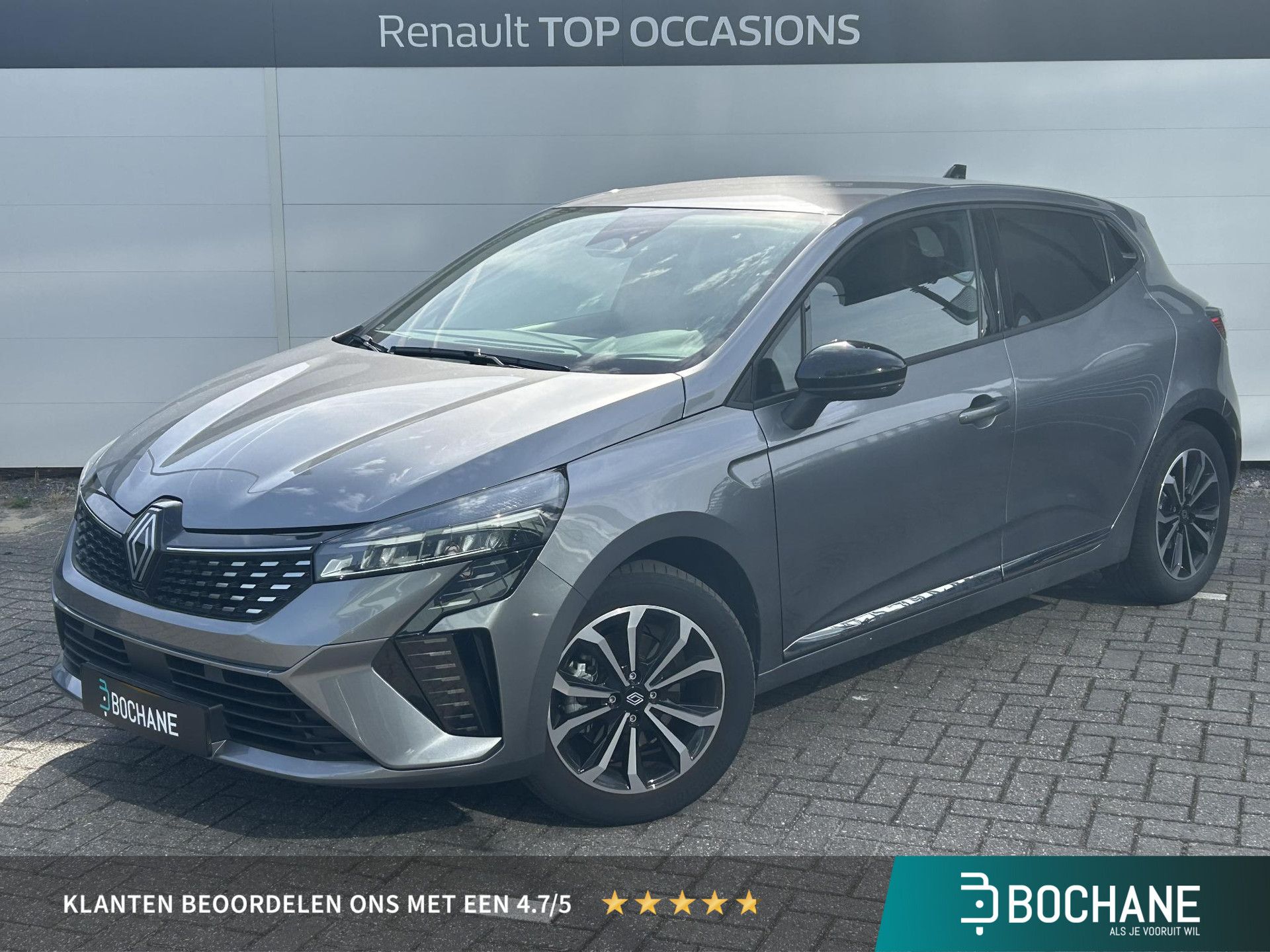 Renault Clio met kenteken JFJ-90-P – vooraanzicht