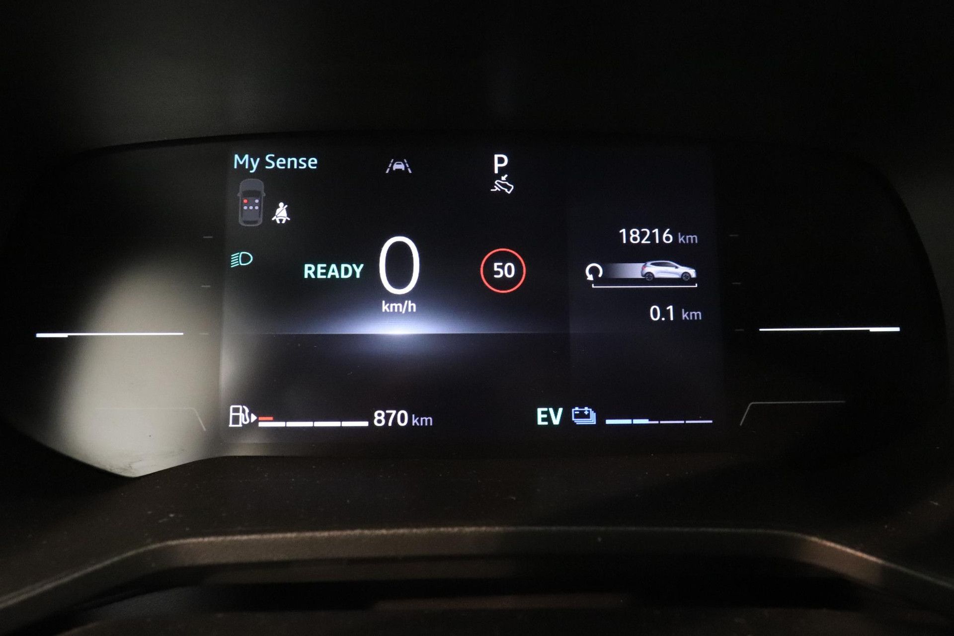 Renault Clio met kenteken JGG-76-J – dashboard