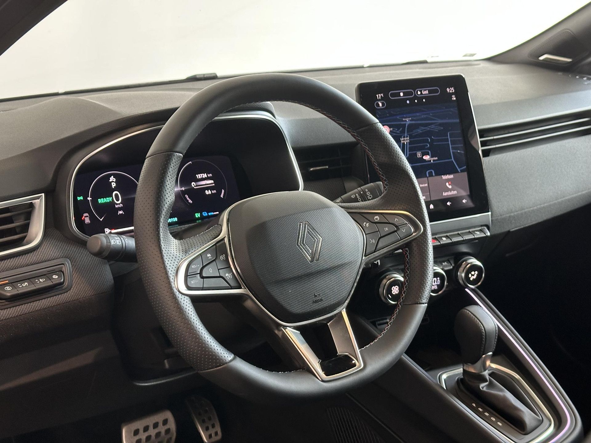 Renault Clio met kenteken JNP-55-V – interieur