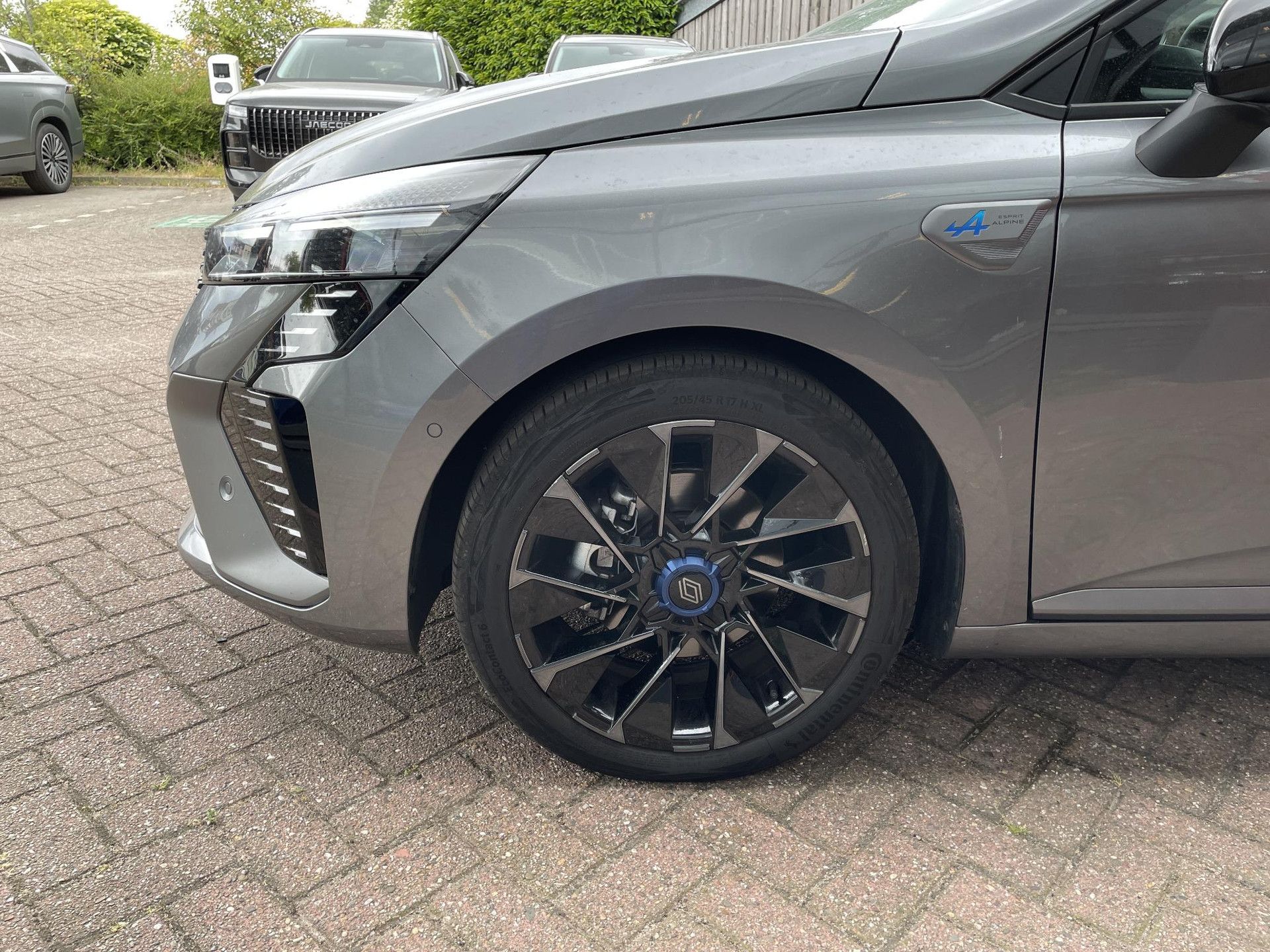 Renault Clio met kenteken JNP-70-V – interieur