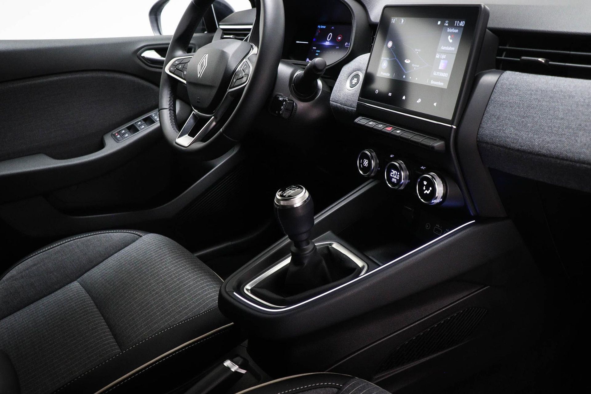 Renault Clio met kenteken JXN-37-T – interieur