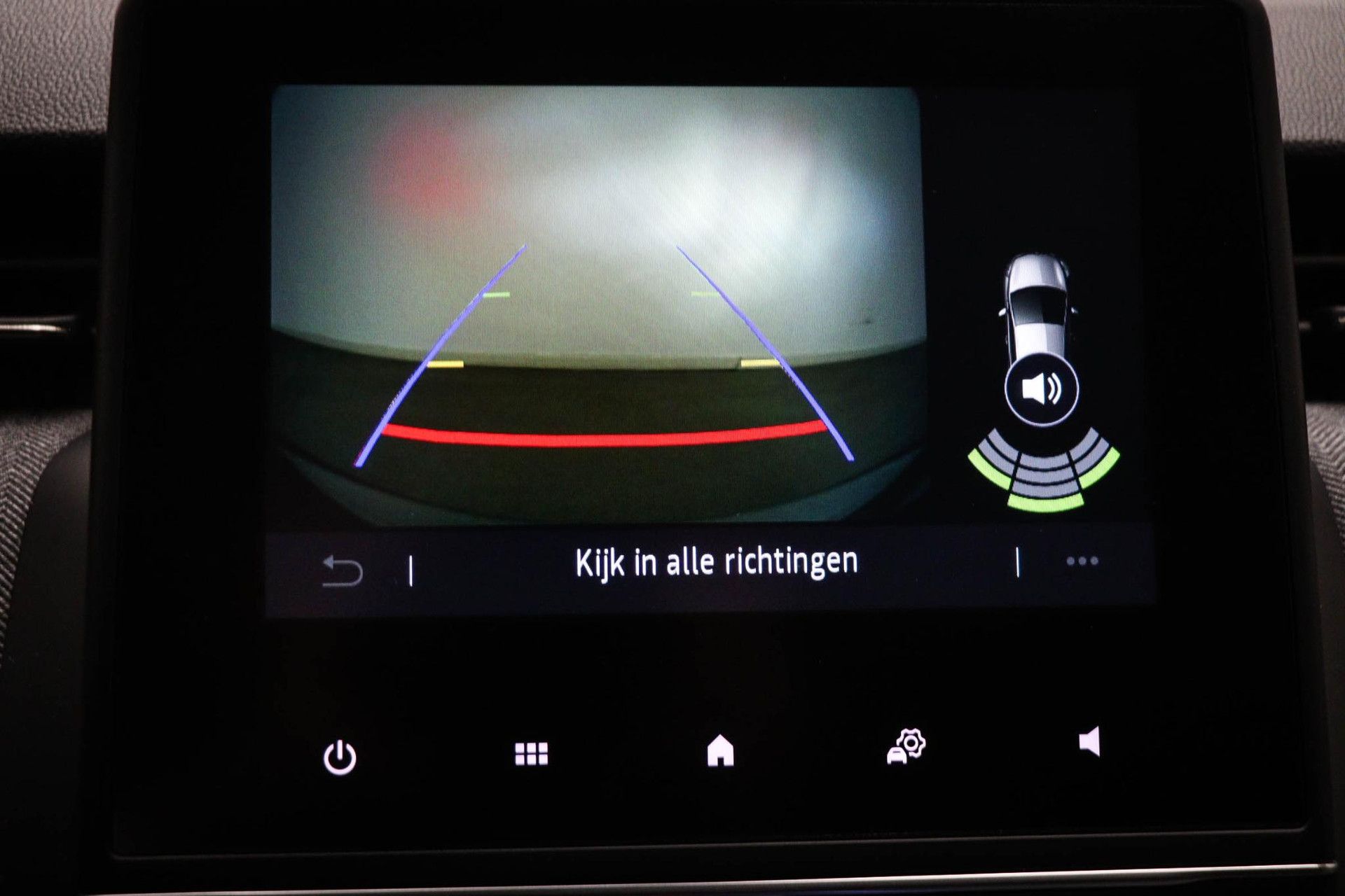 Renault Clio met kenteken JXN-37-T – detailfoto