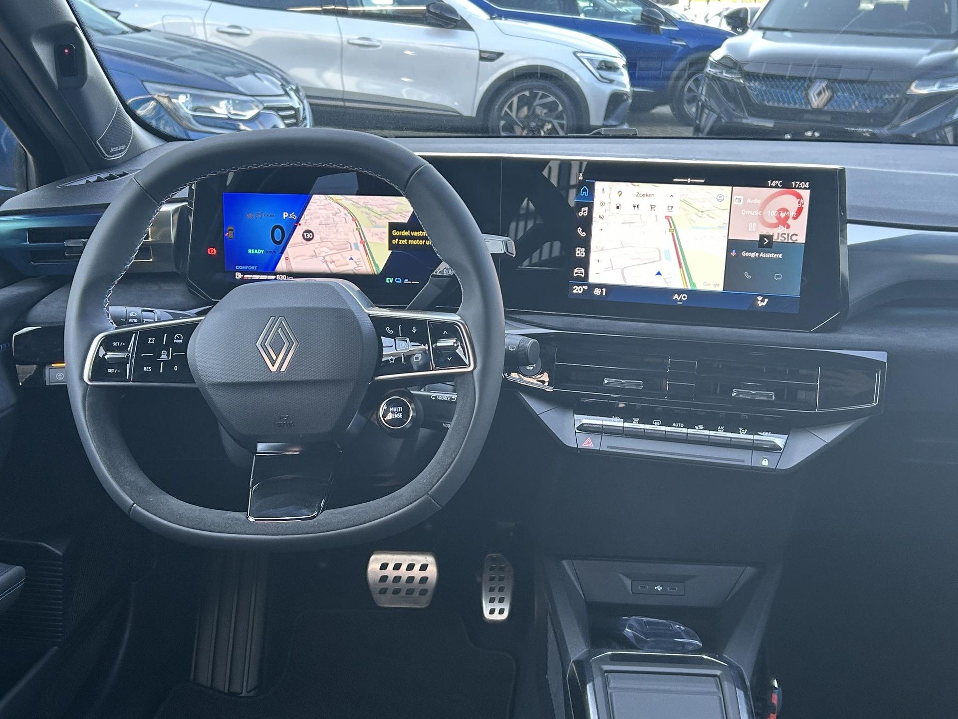 Renault Clio met kenteken KDX-85-X – interieur