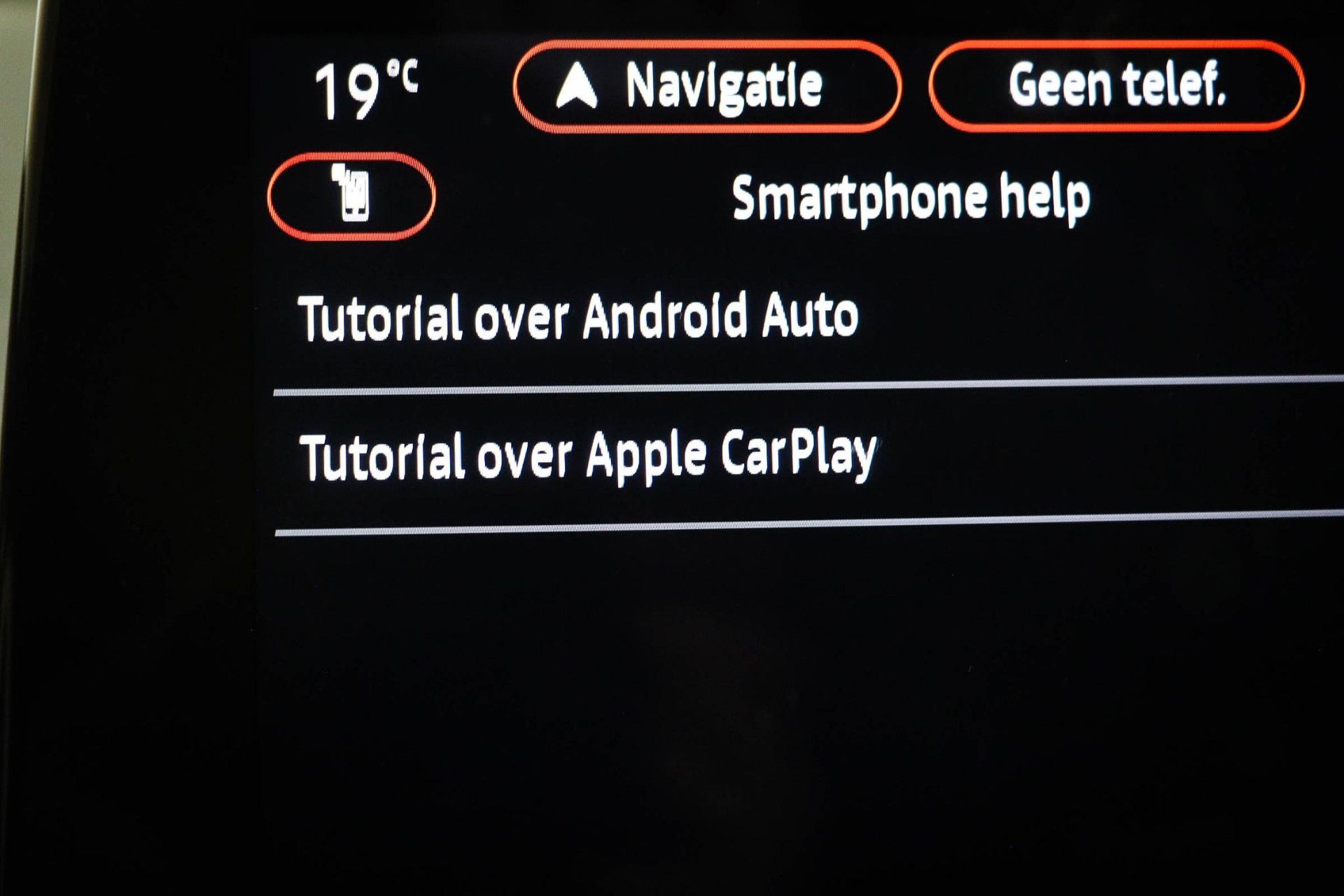 Renault Clio met kenteken KFB-32-X – detailfoto