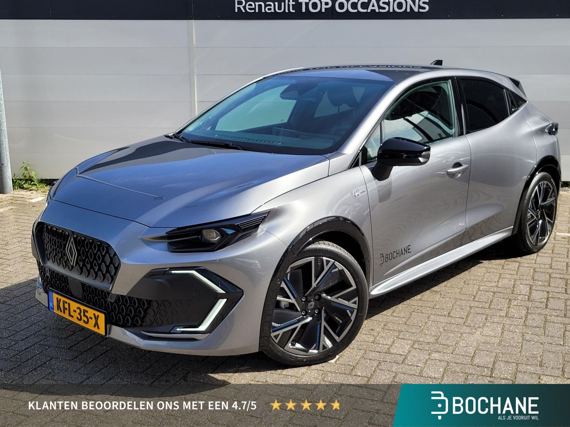 Renault Clio met kenteken KFL-35-X – vooraanzicht