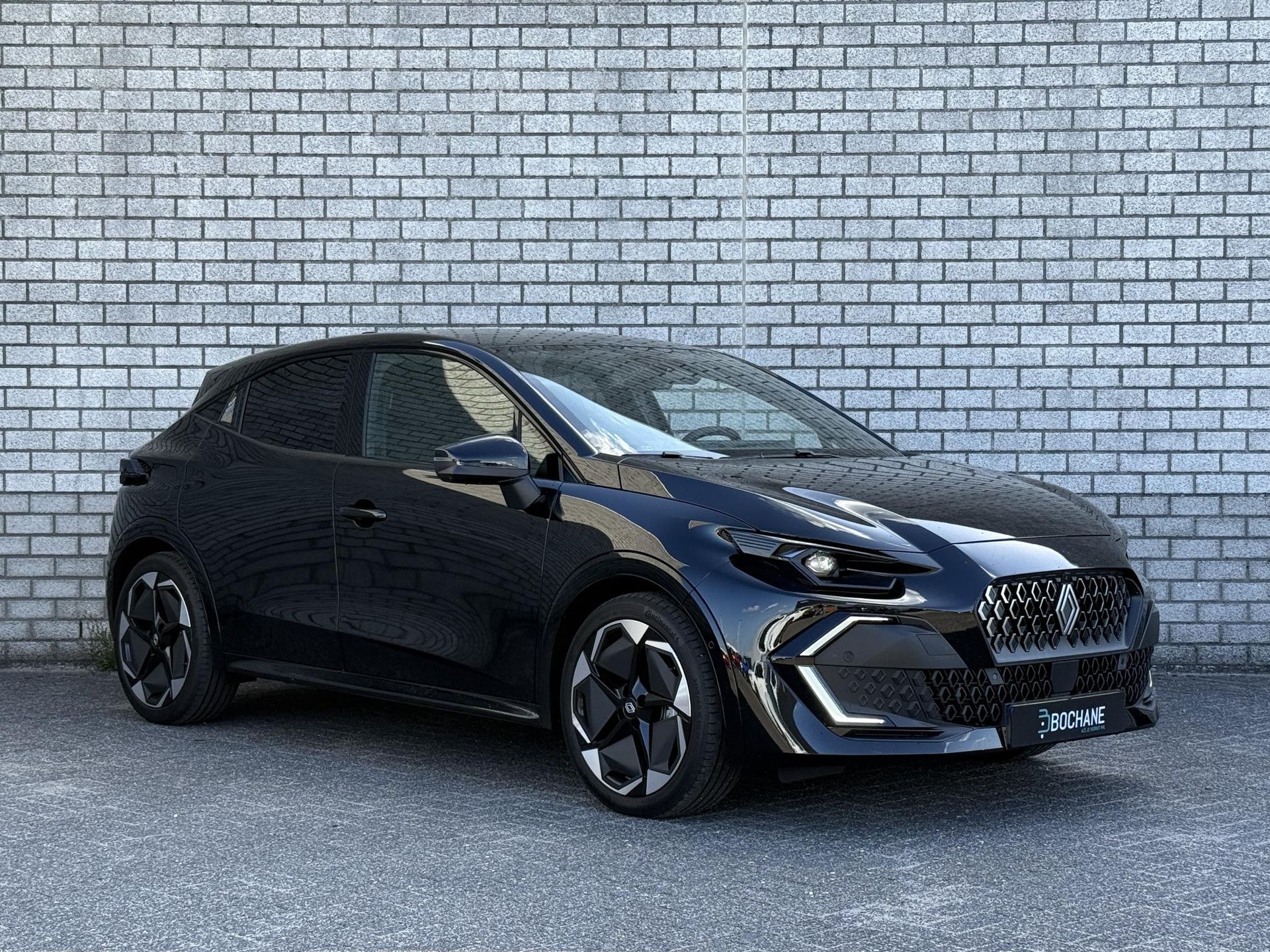 Renault Clio met kenteken KJS-35-B – detailfoto