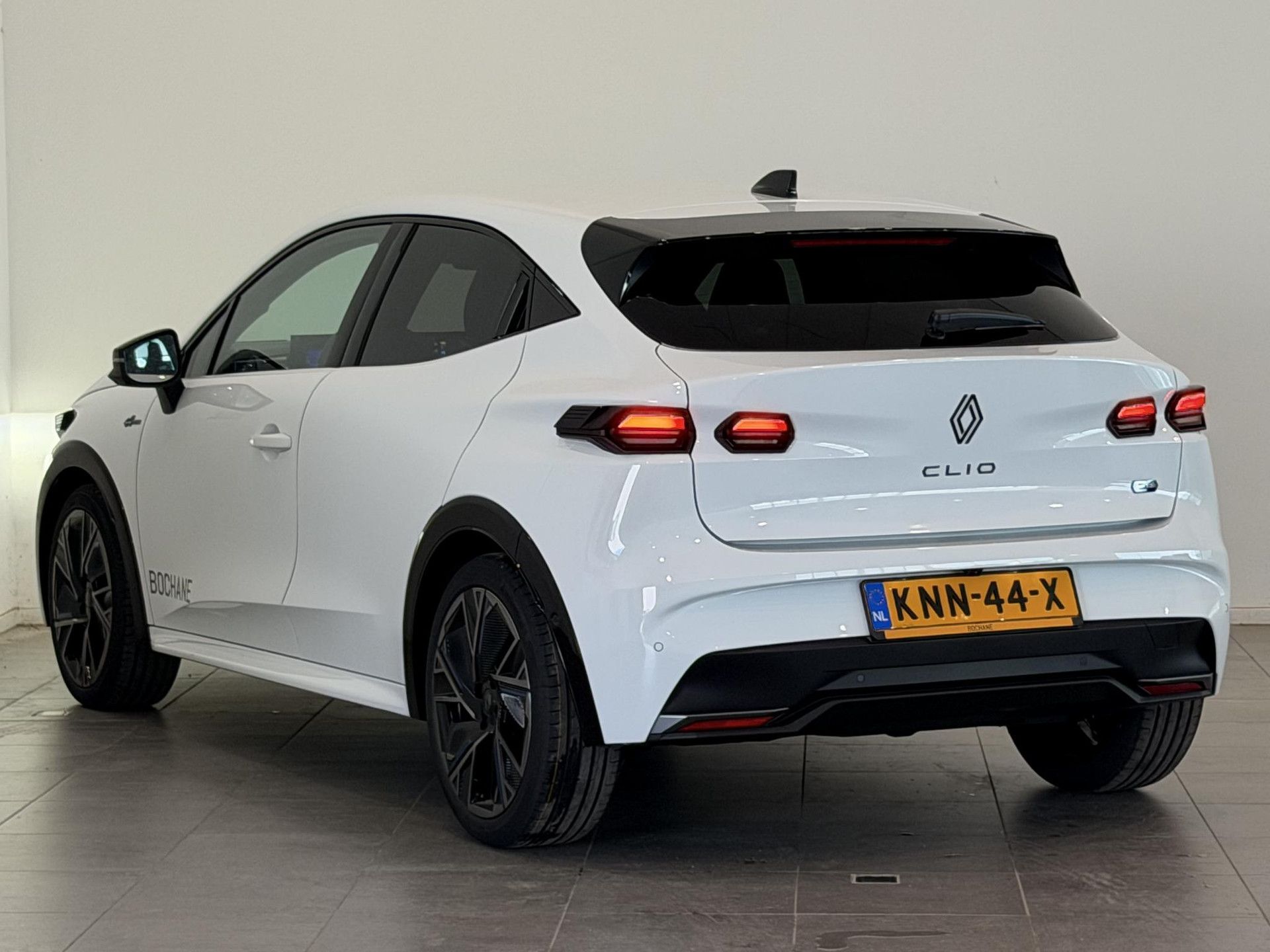 Renault Clio met kenteken KNN-44-X – detailfoto