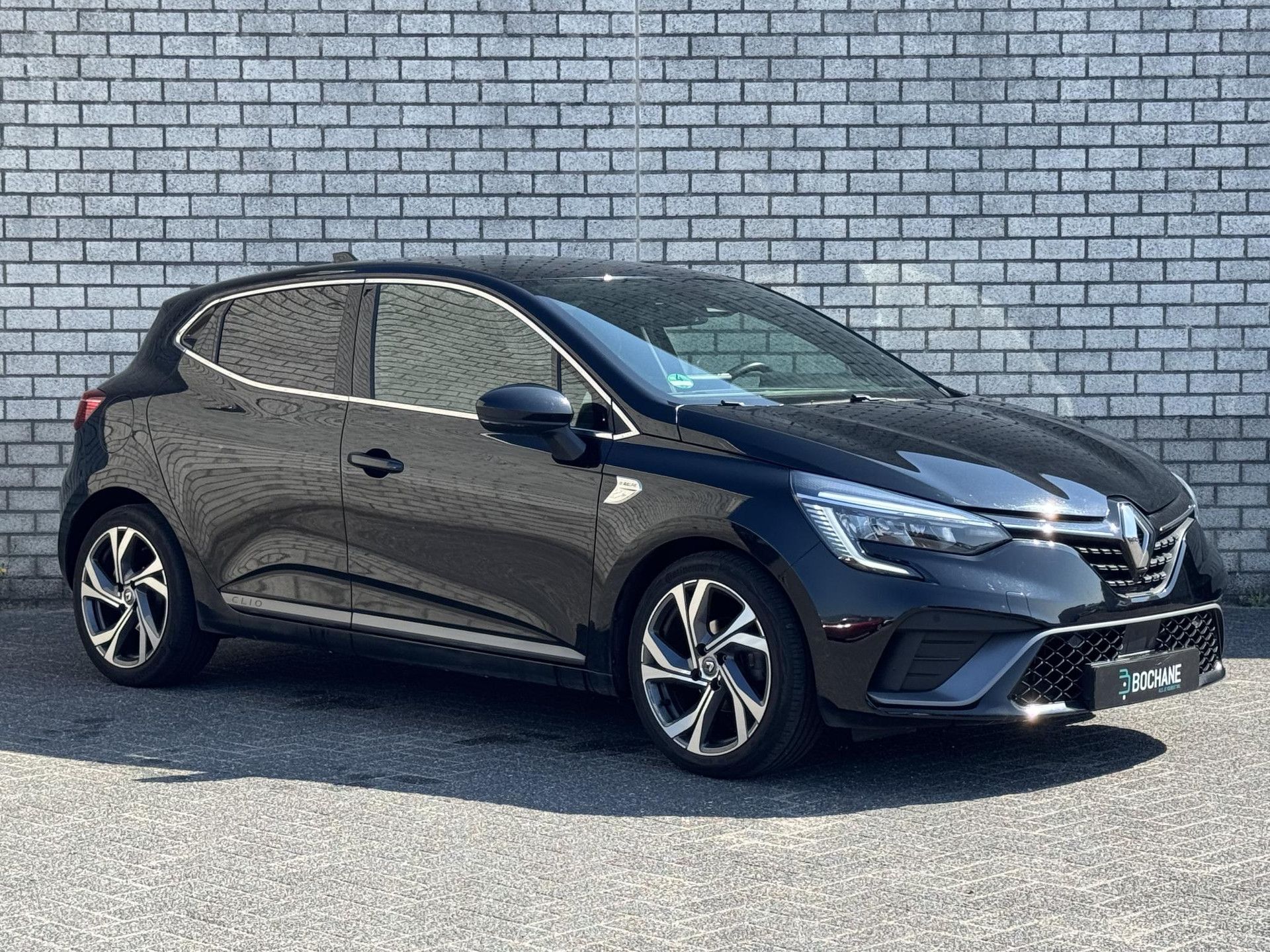 Renault Clio met kenteken L-622-GG – detailfoto