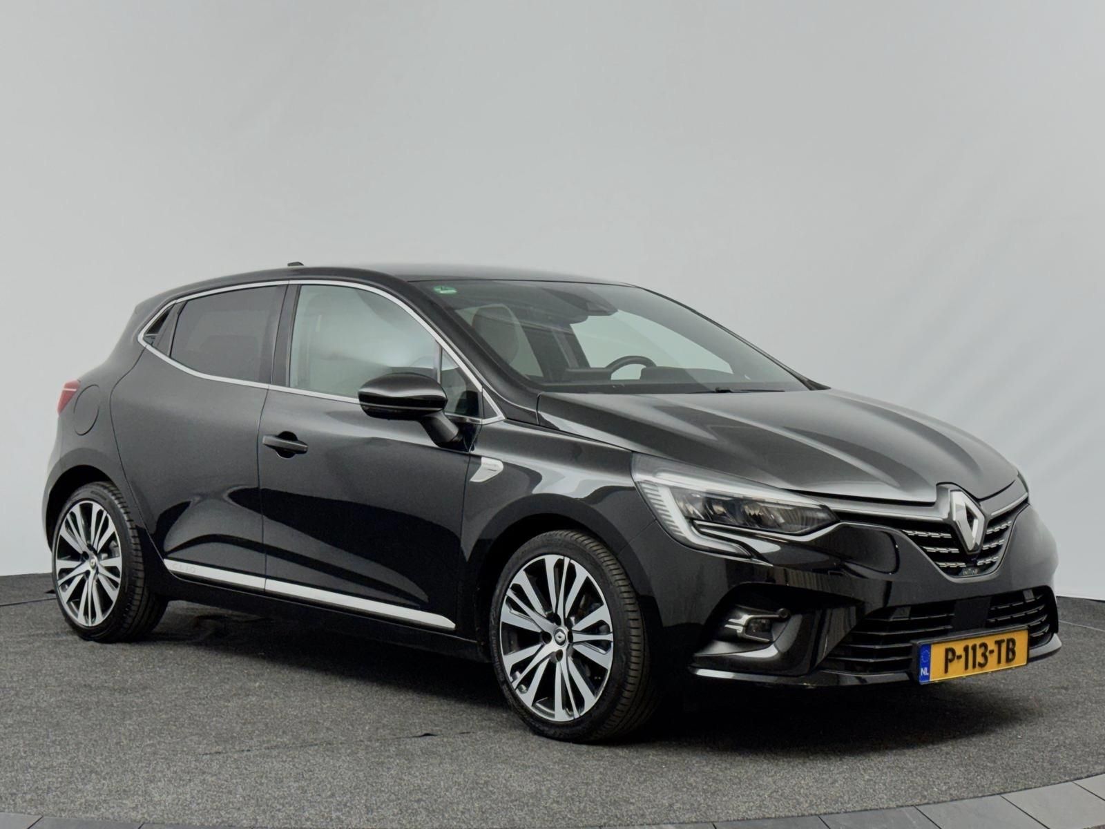 Renault Clio met kenteken P-113-TB – detailfoto