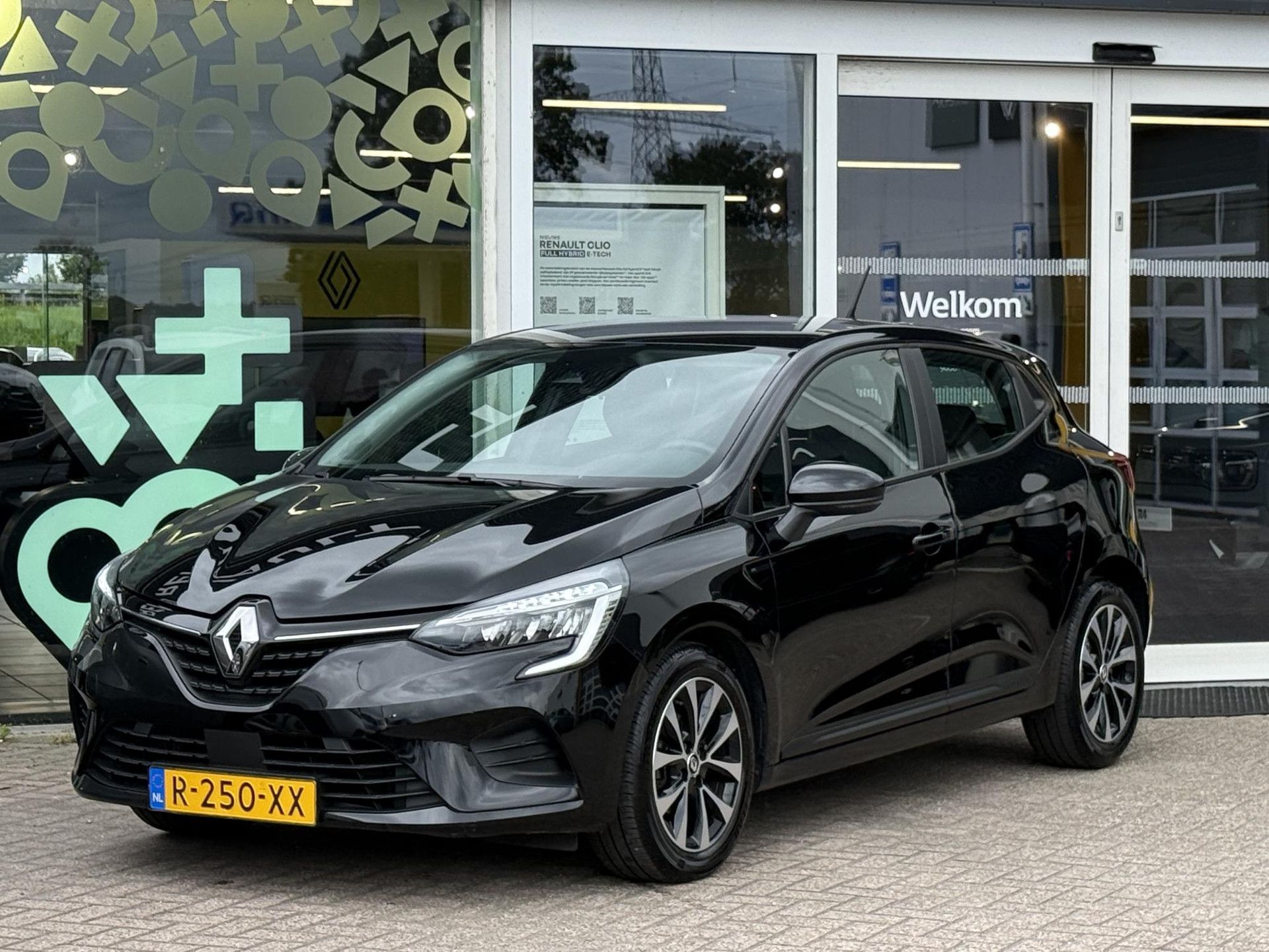 Renault Clio met kenteken R-250-XX – detailfoto