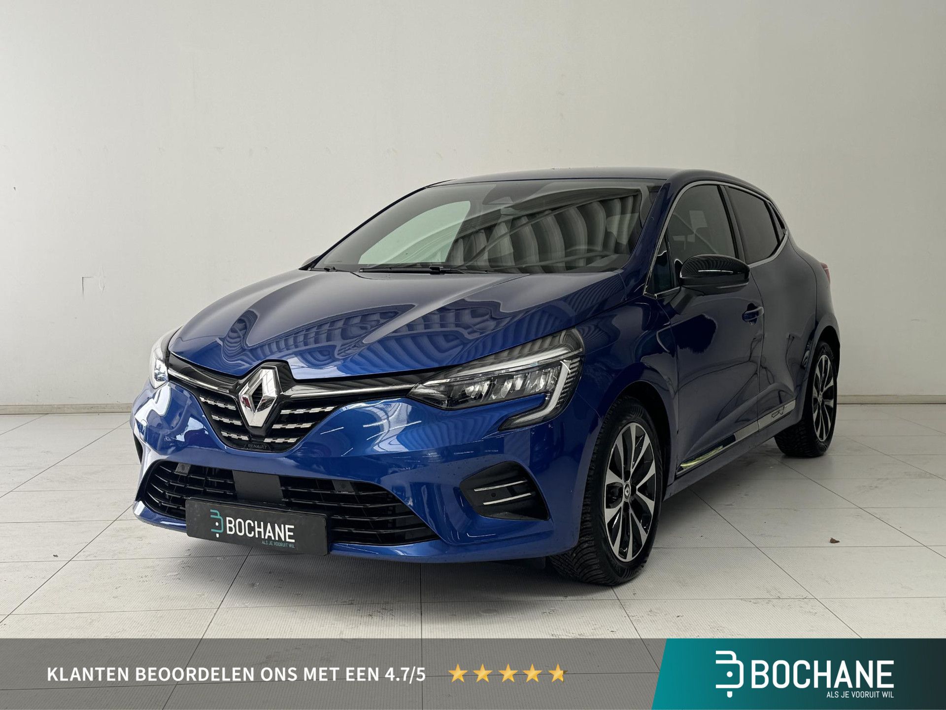 Renault Clio met kenteken X-454-BJ – vooraanzicht