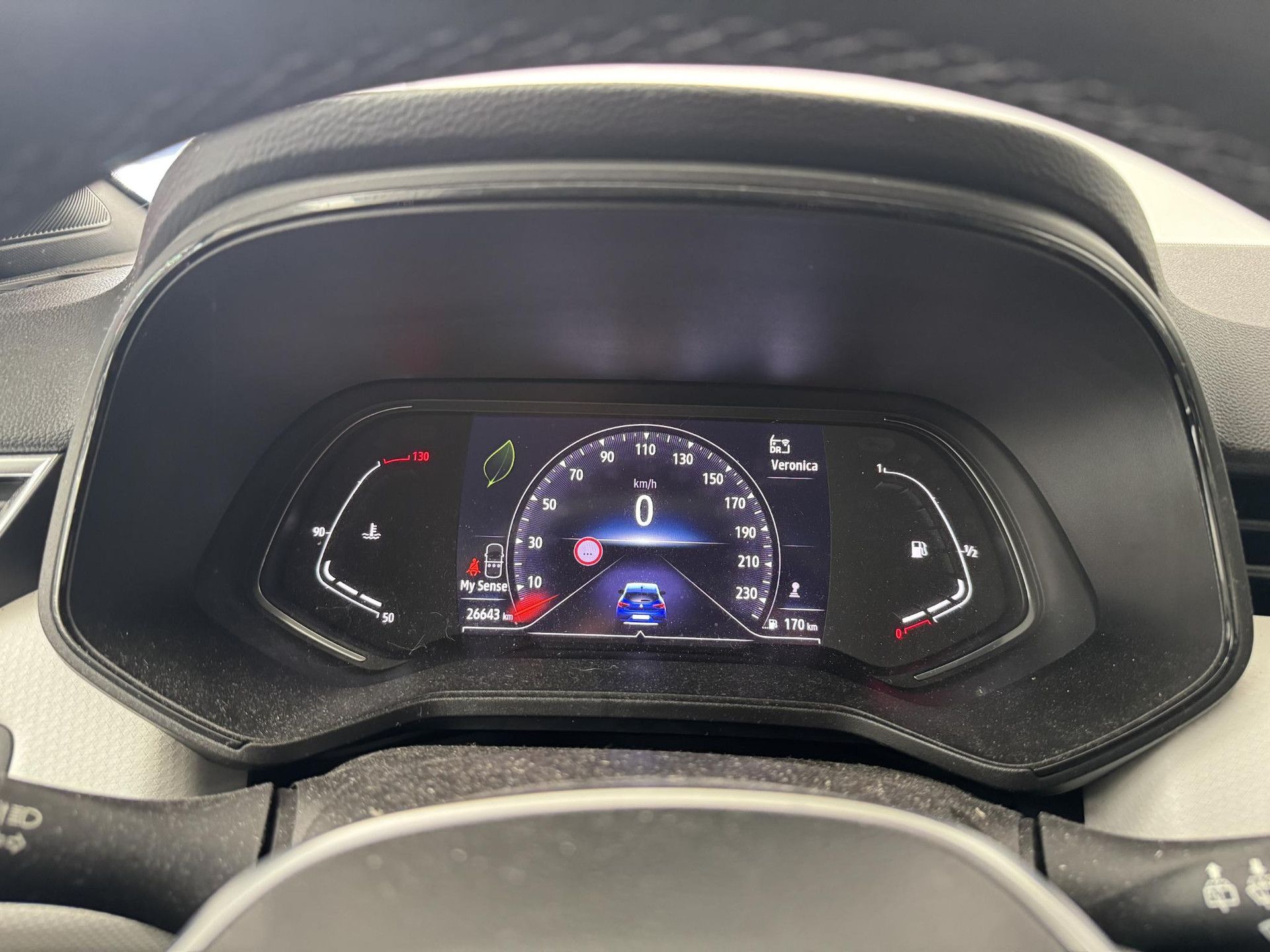 Renault Clio met kenteken X-454-BJ – dashboard