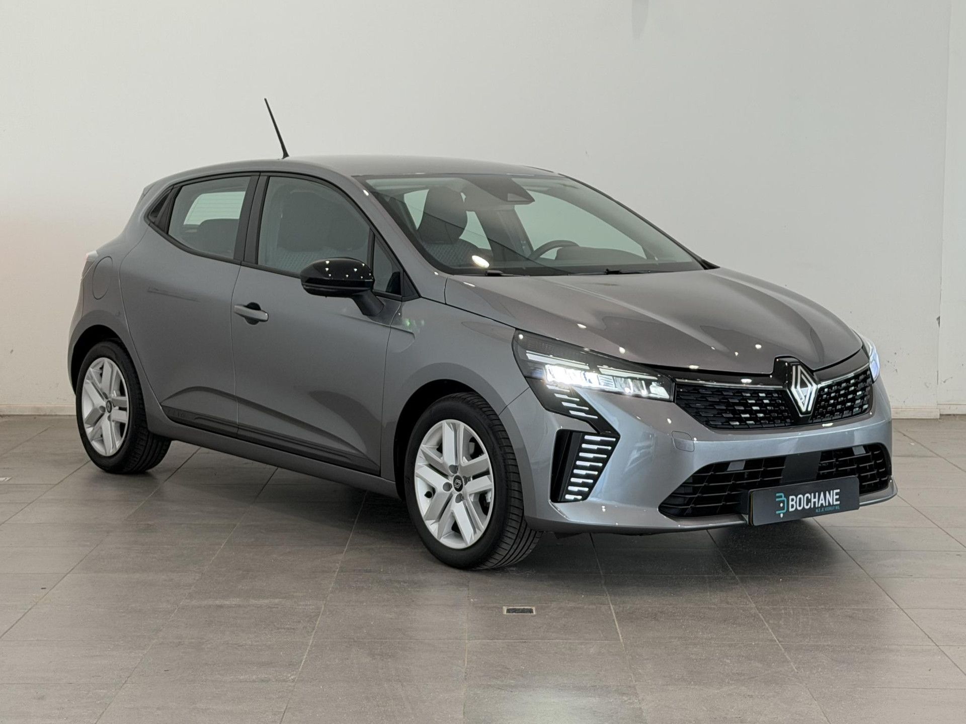 Renault Clio met kenteken Z-165-JJ – detailfoto