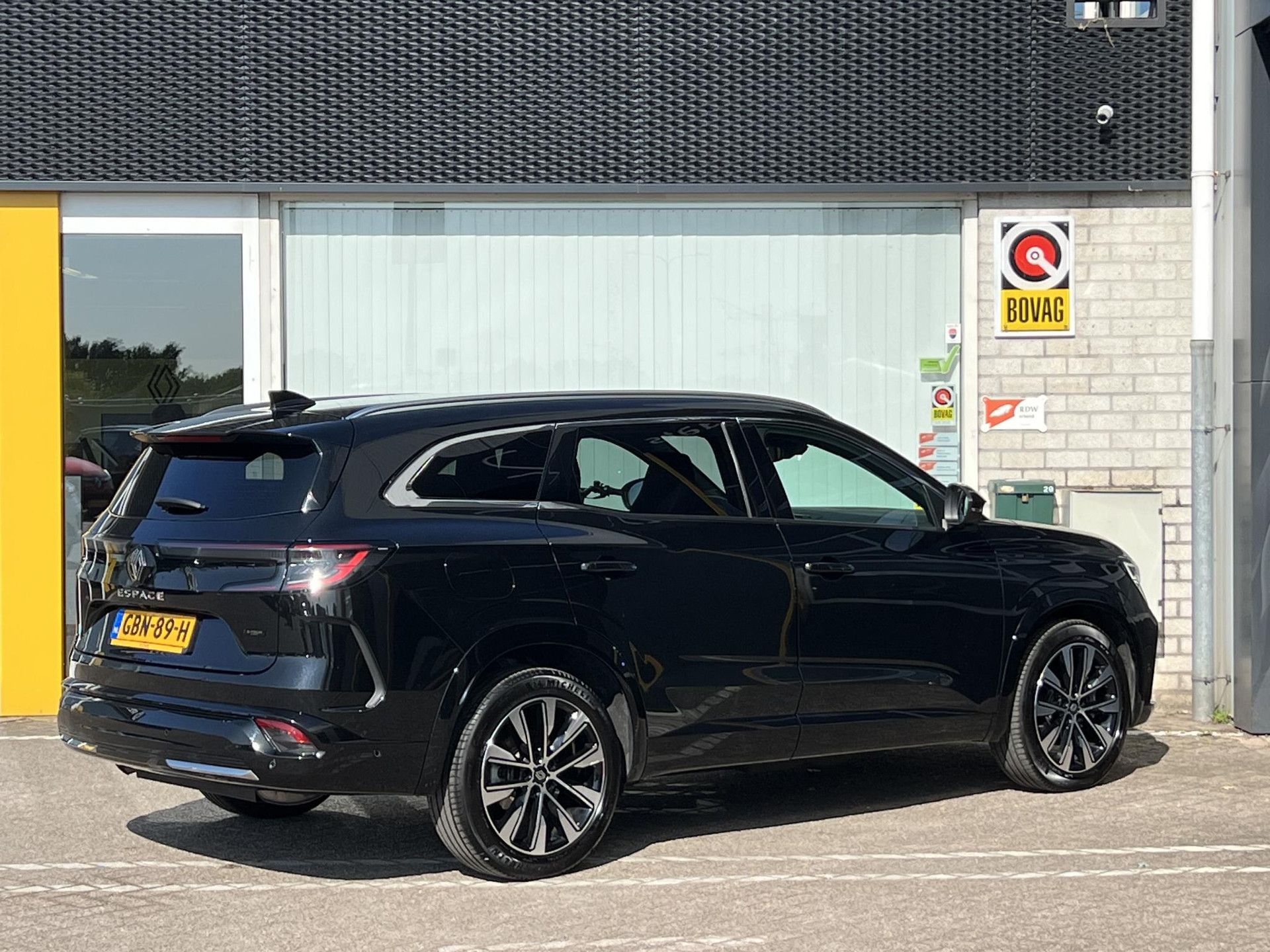 Renault Espace met kenteken GBN-89-H – achteraanzicht