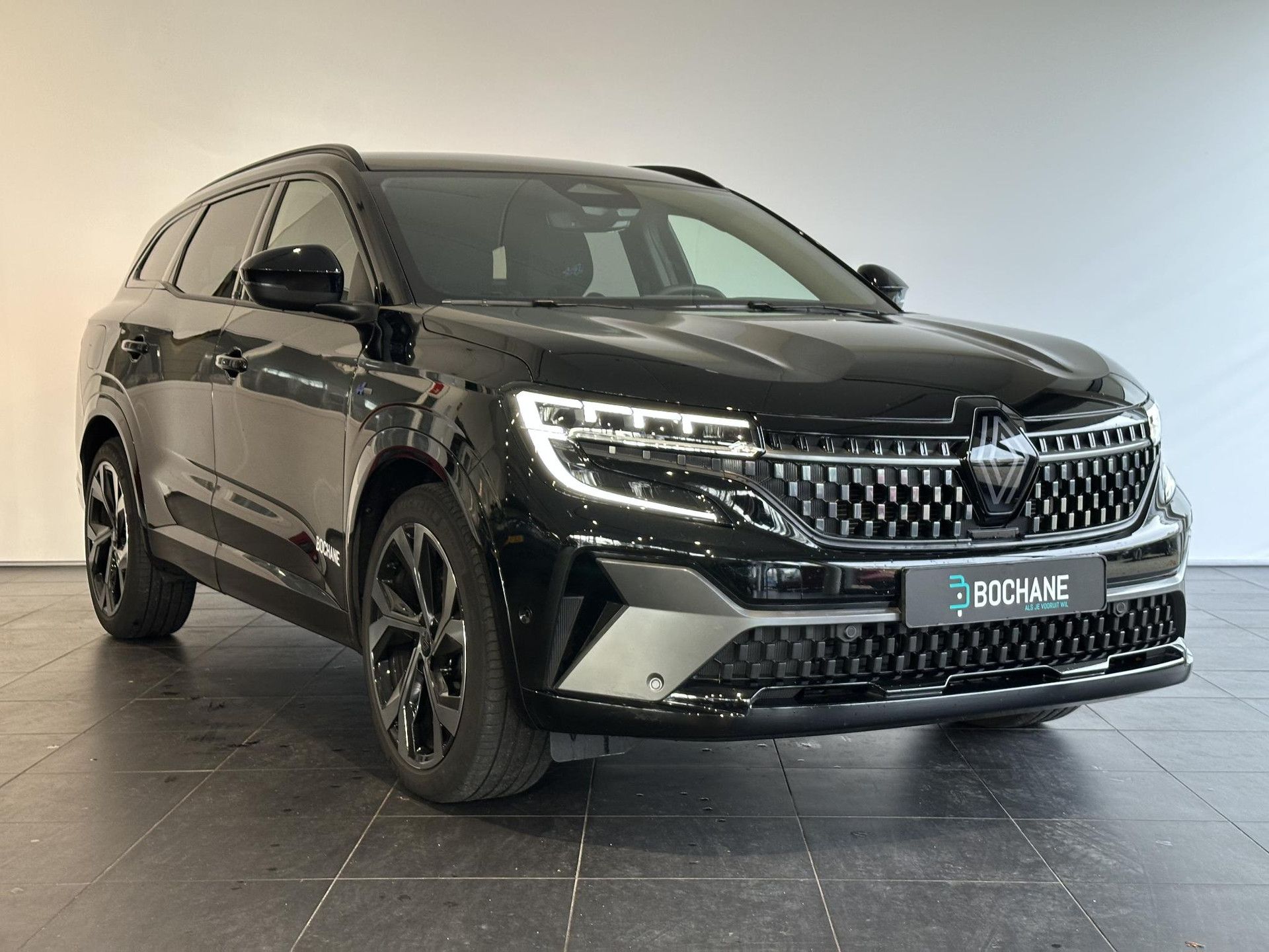 Renault Espace met kenteken HKB-97-D – detailfoto