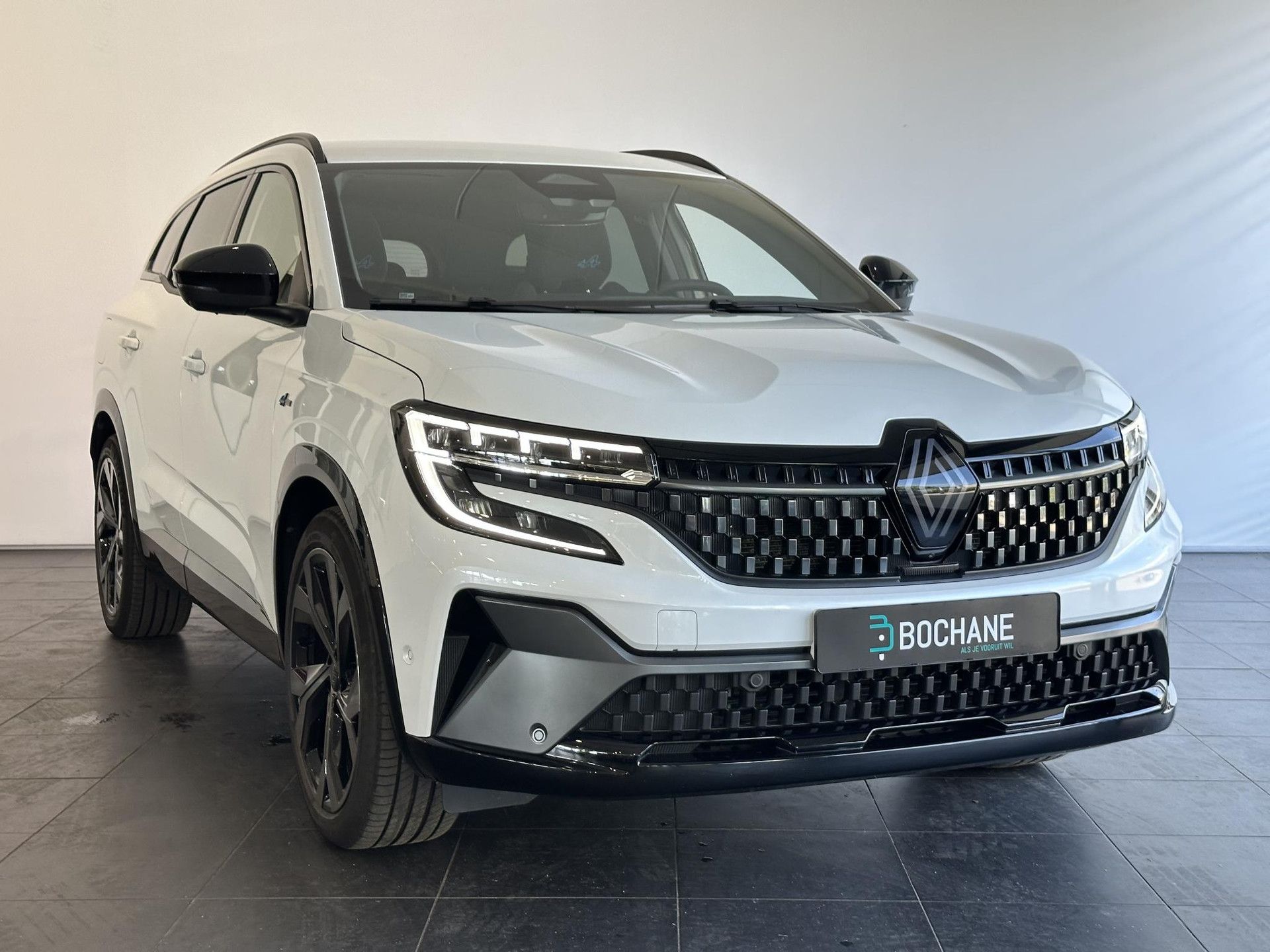 Renault Espace met kenteken HNG-33-X – detailfoto