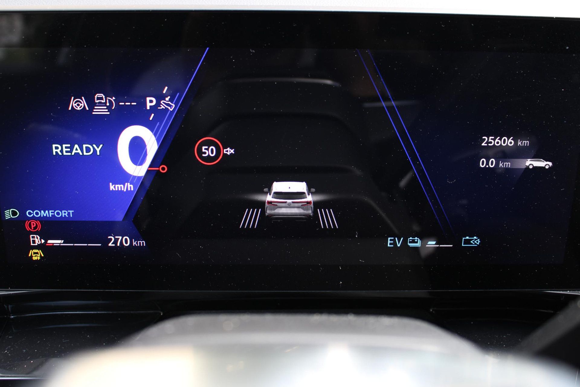 Renault Espace met kenteken HZJ-14-X – dashboard