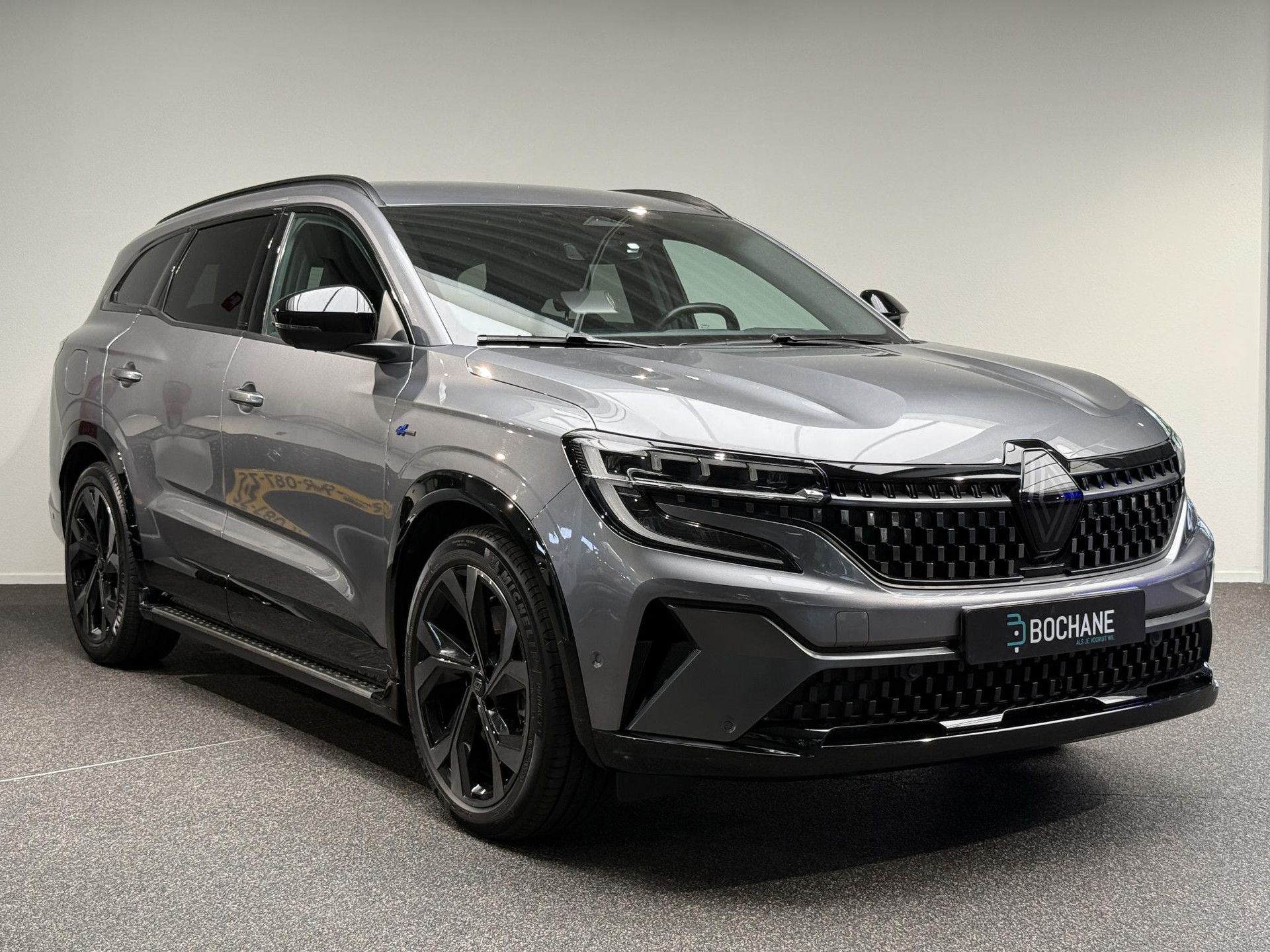 Renault Espace met kenteken X-204-ZV – detailfoto