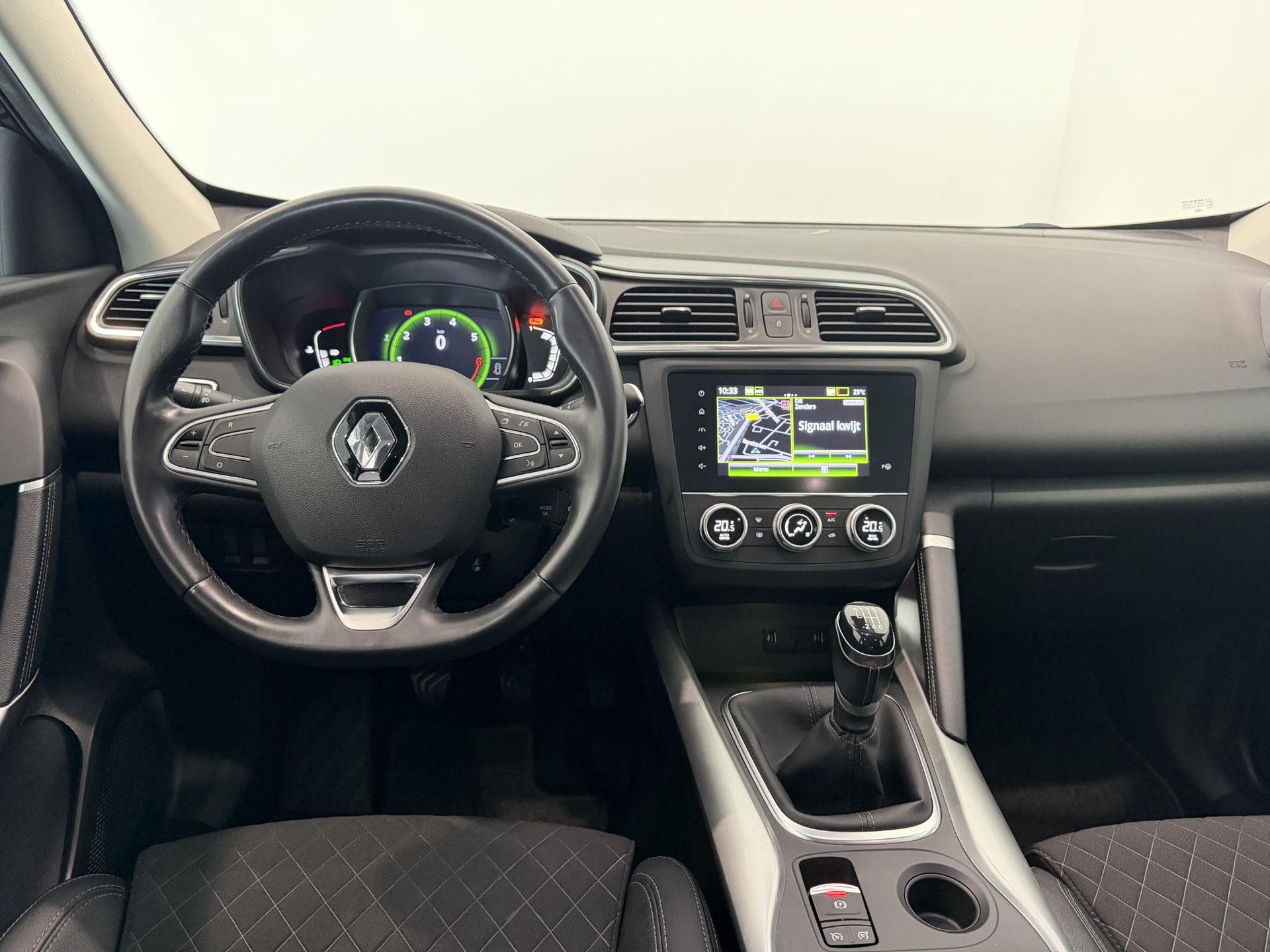 Renault Kadjar met kenteken KHN-19-N – interieur