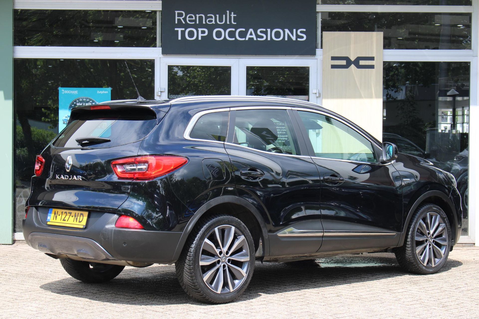 Renault Kadjar met kenteken N-127-ND – achteraanzicht