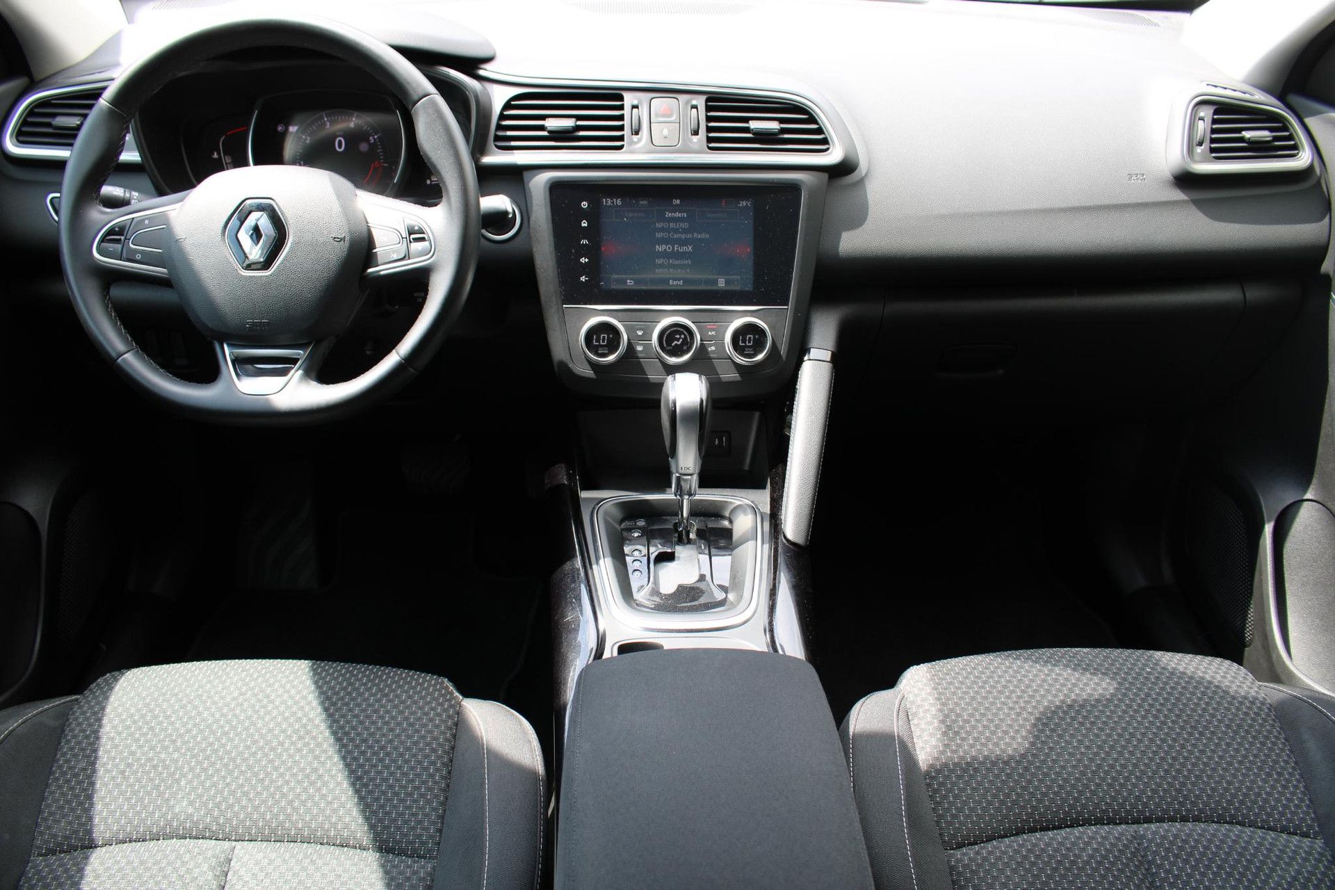 Renault Kadjar met kenteken S-284-NR – interieur