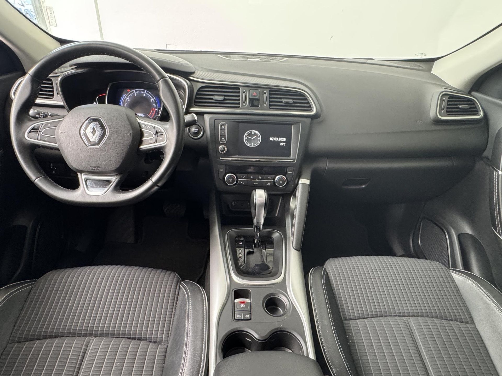 Renault Kadjar met kenteken TJ-906-L – interieur