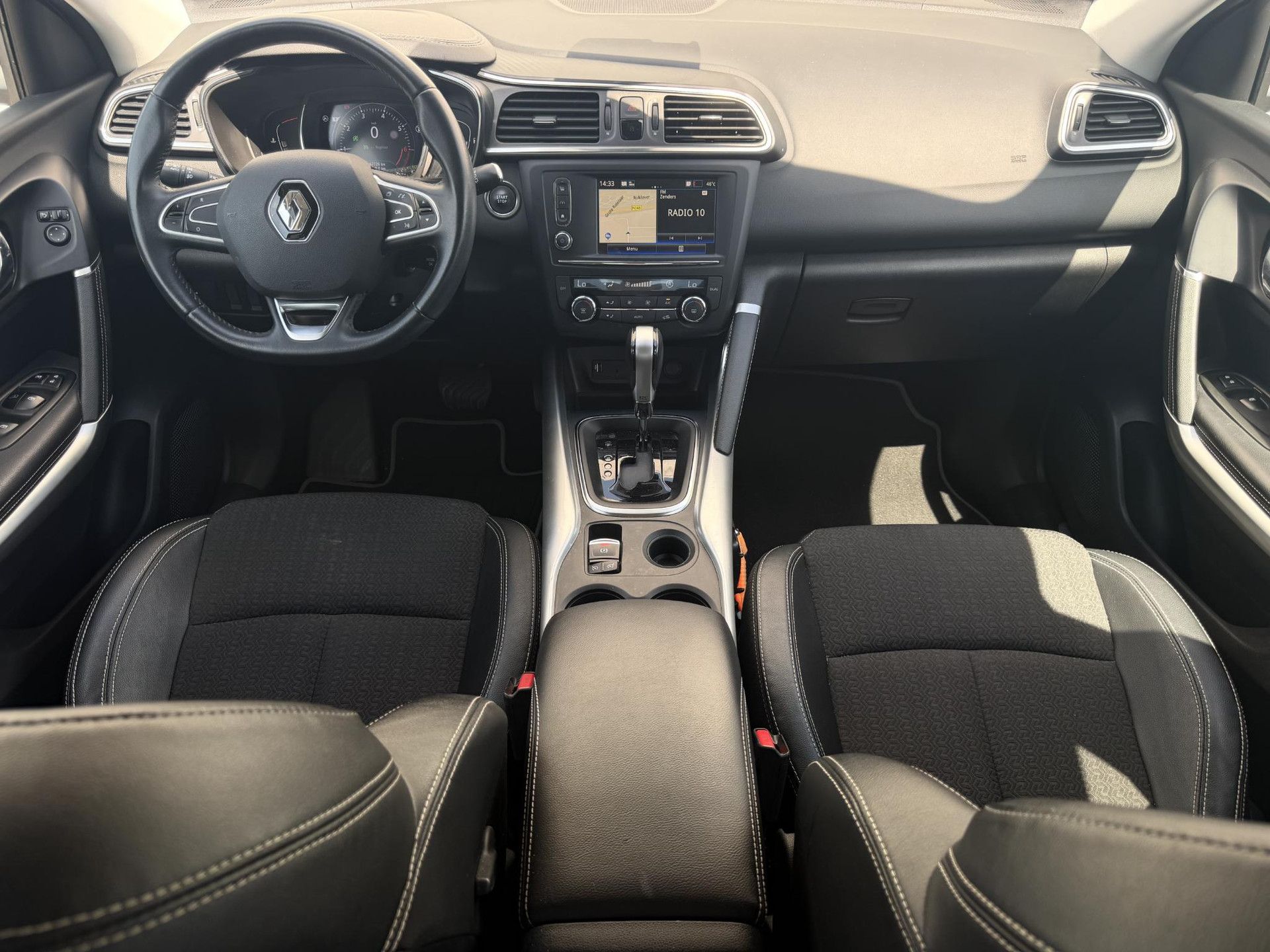 Renault Kadjar met kenteken XL-320-D – interieur