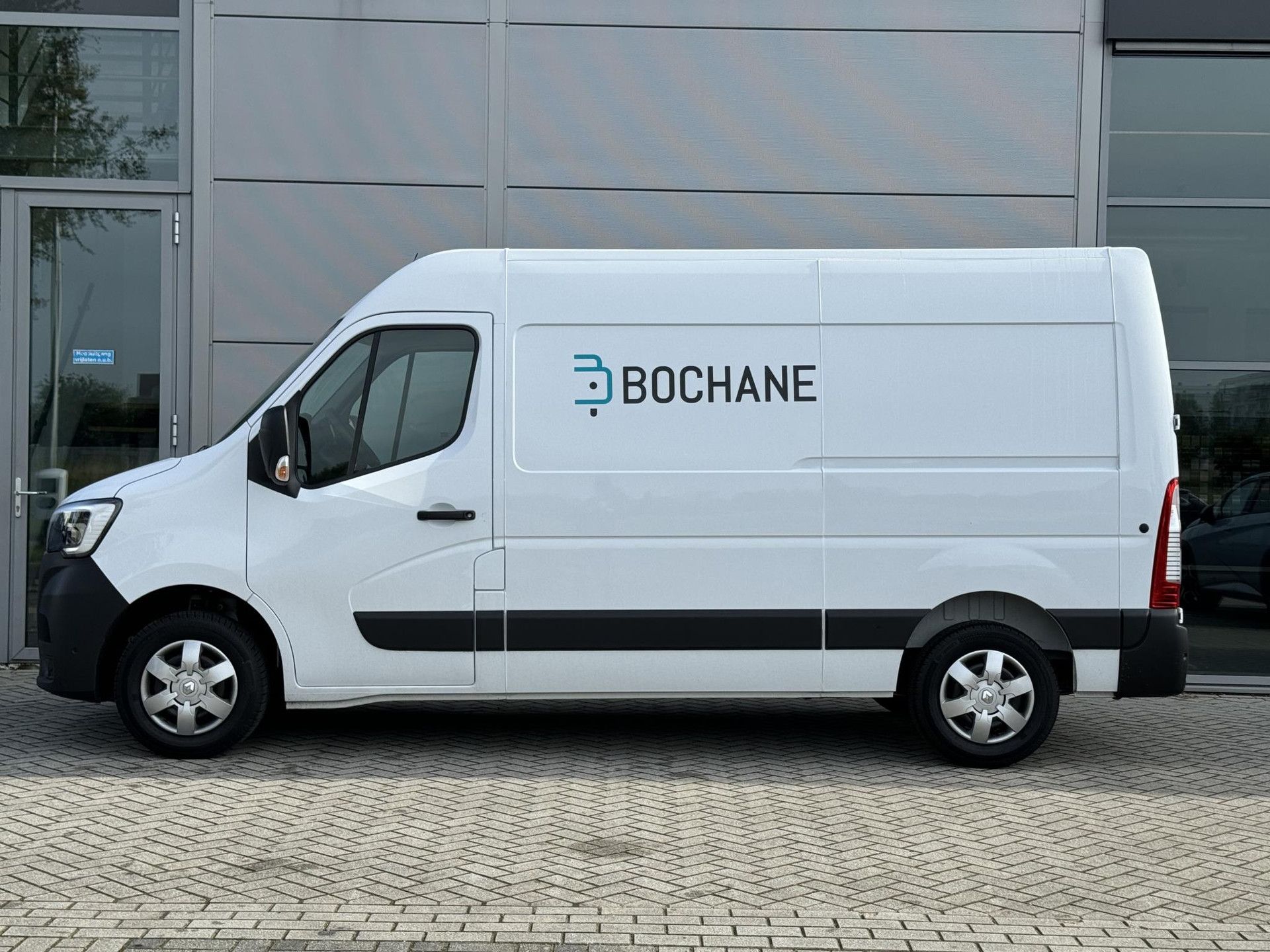 Renault Master met kenteken V-19-FFT – dashboard