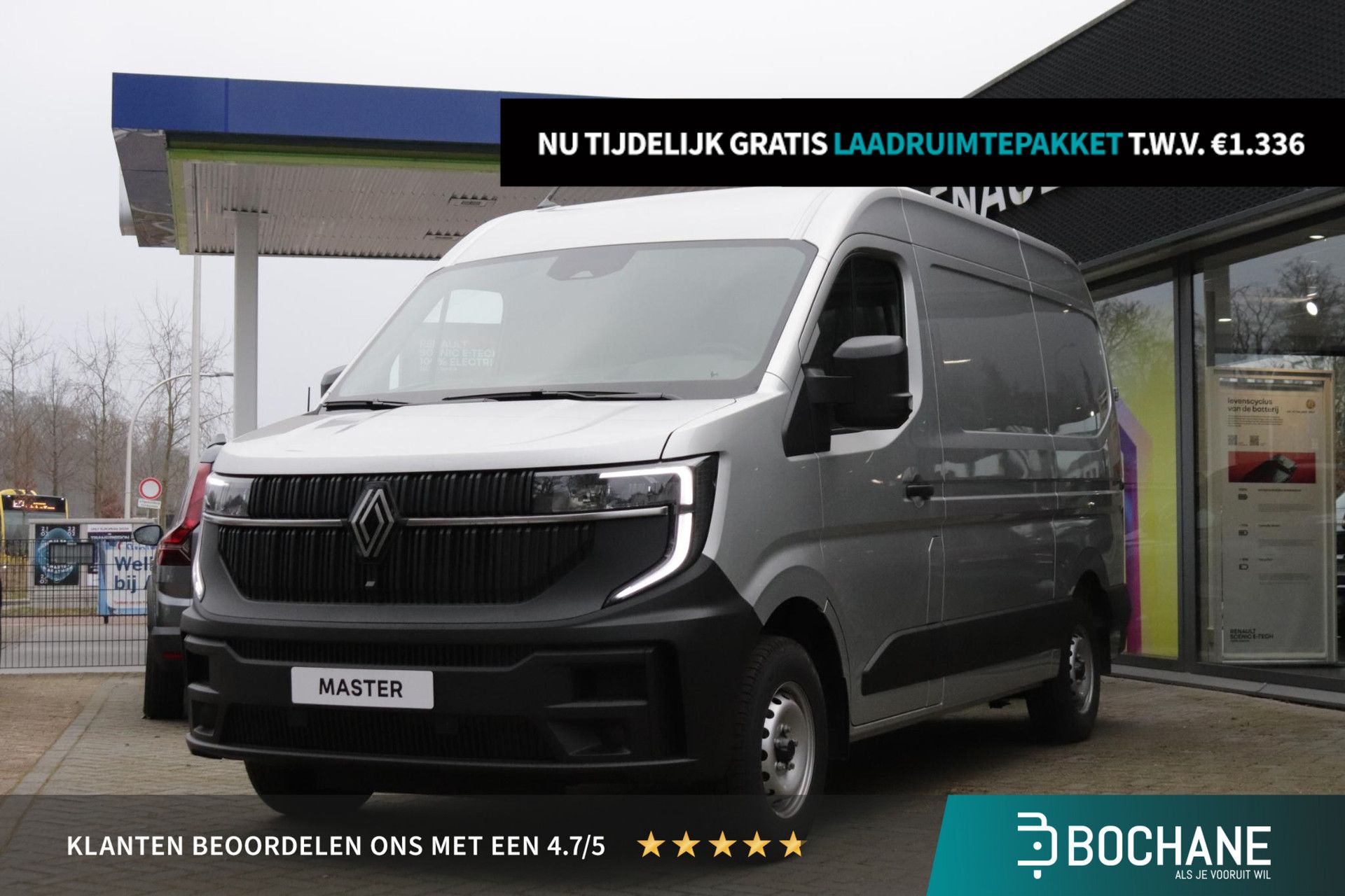 Renault Master met kenteken V-87-KRH – vooraanzicht
