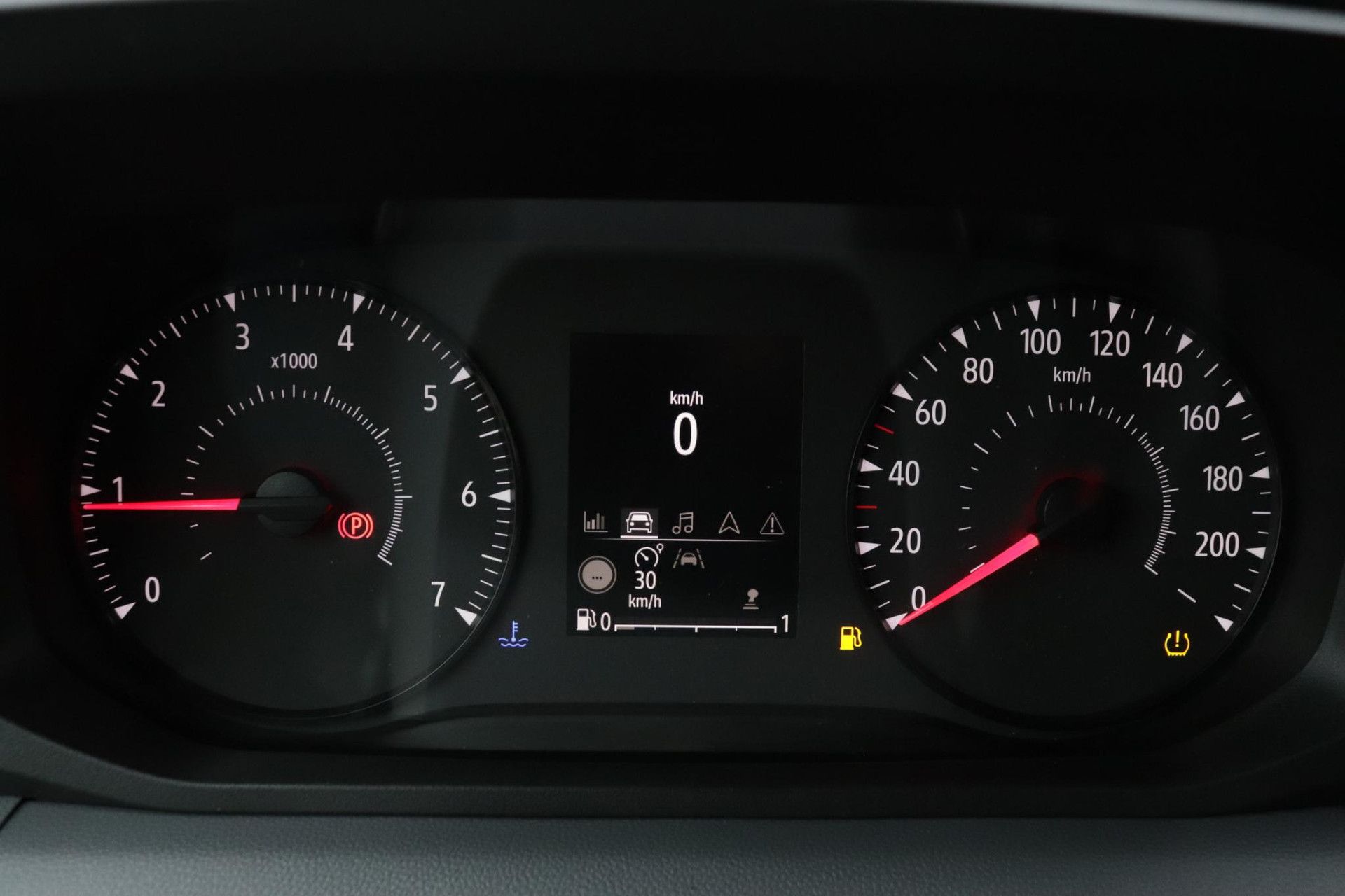 Renault Master met kenteken V-87-KRH – dashboard