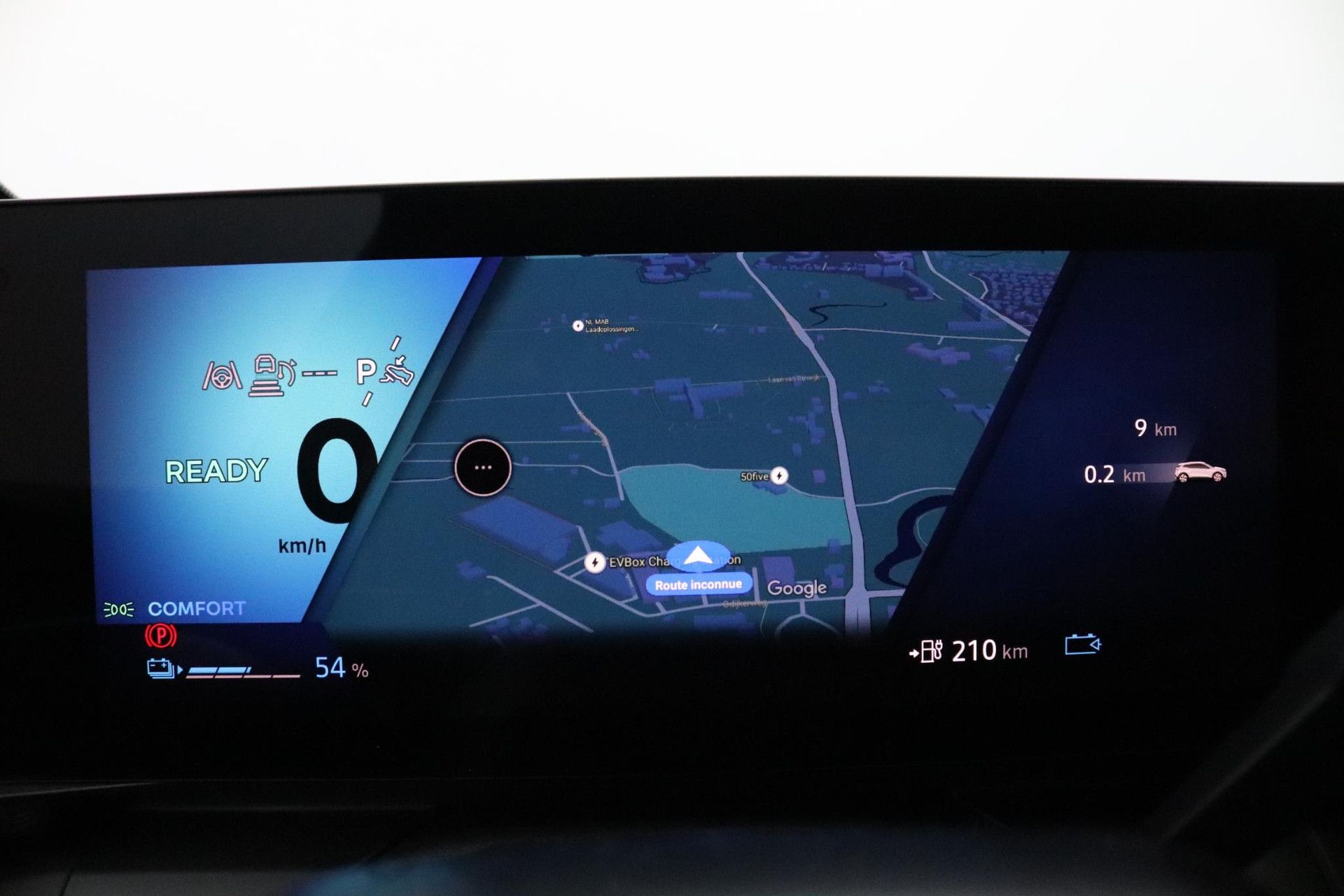 Renault MeganeE-Tech met kenteken HVF-30-K – dashboard