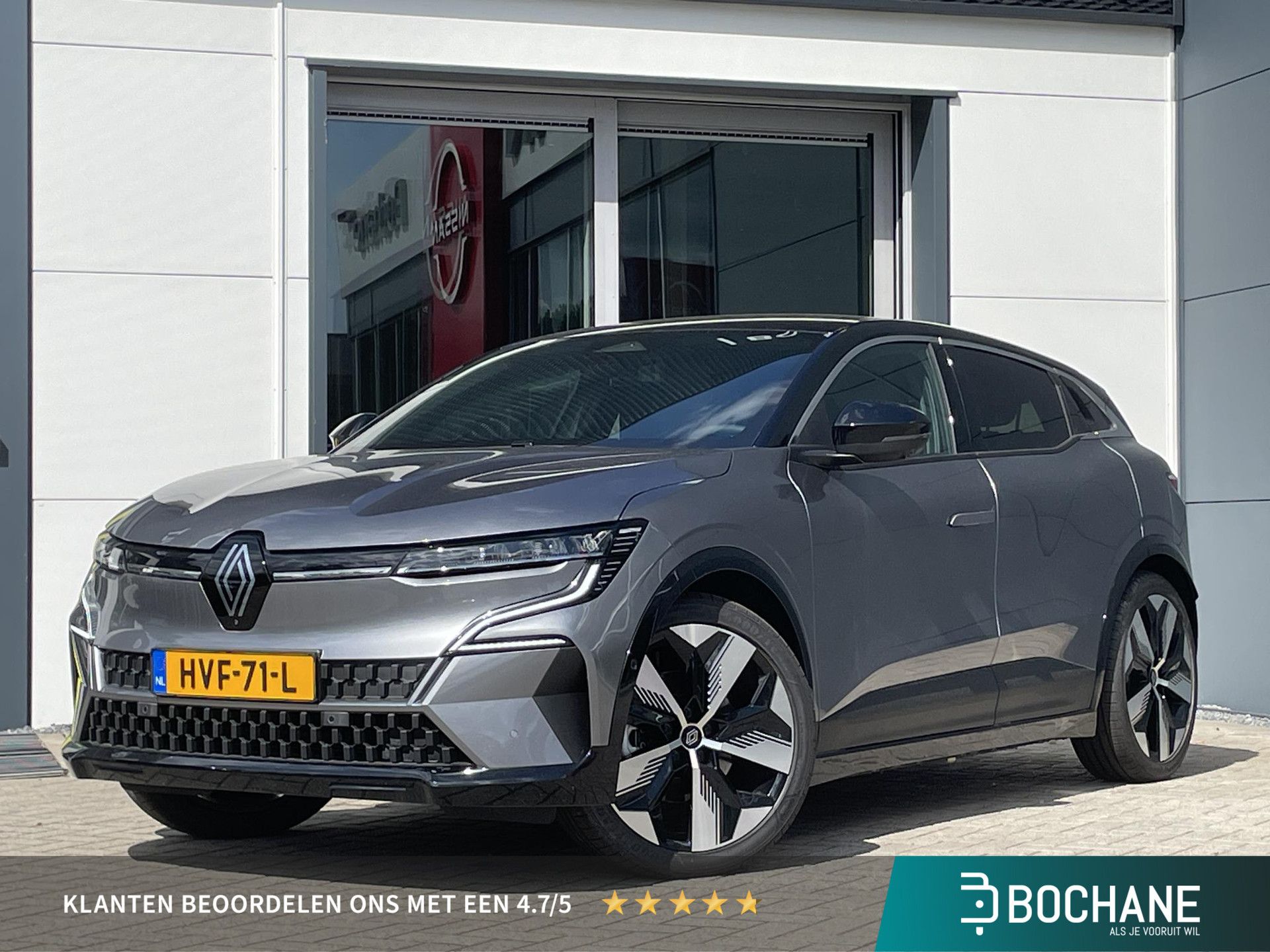 Renault MeganeE-Tech met kenteken HVF-71-L – vooraanzicht