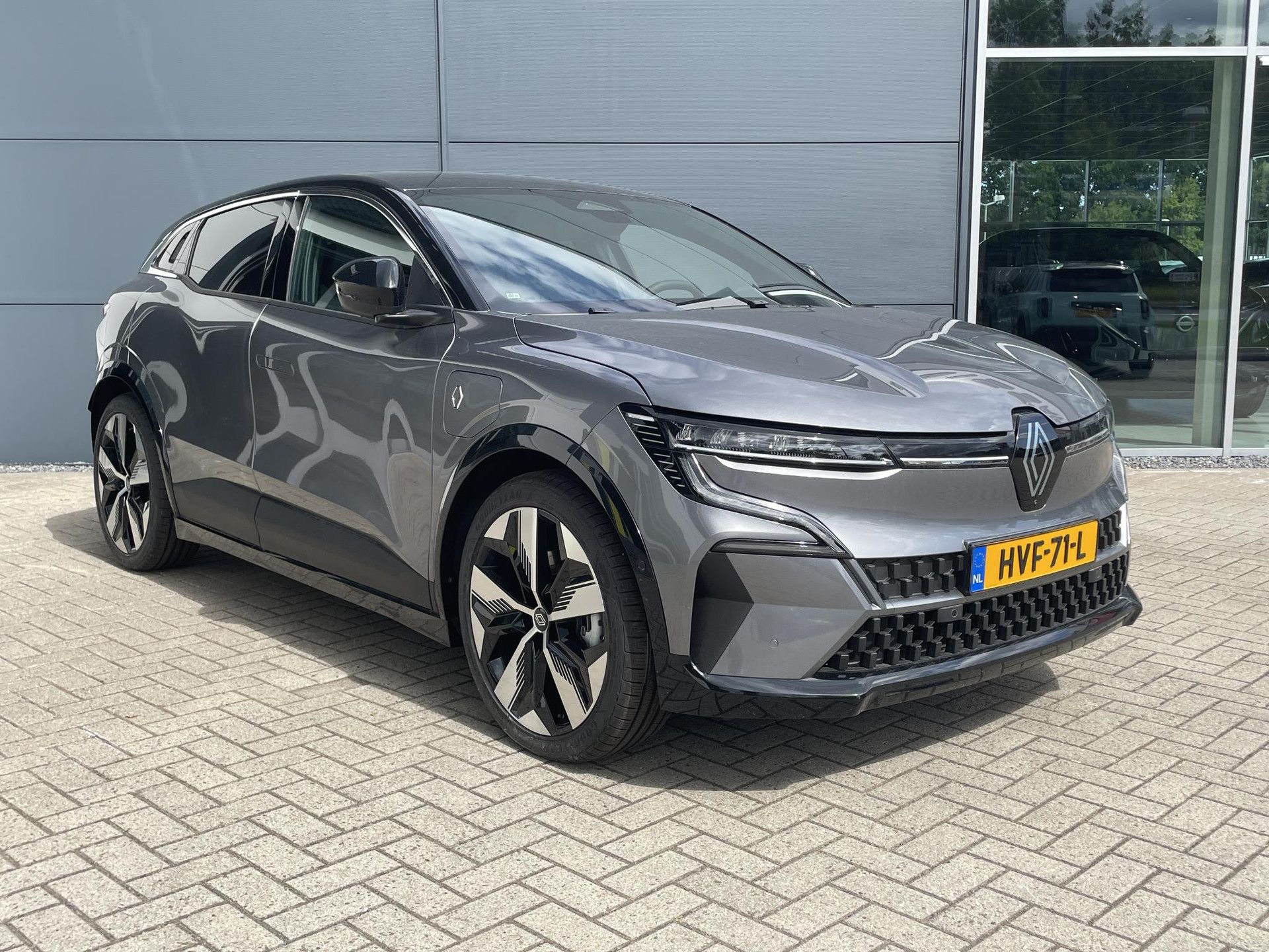 Renault MeganeE-Tech met kenteken HVF-71-L – dashboard