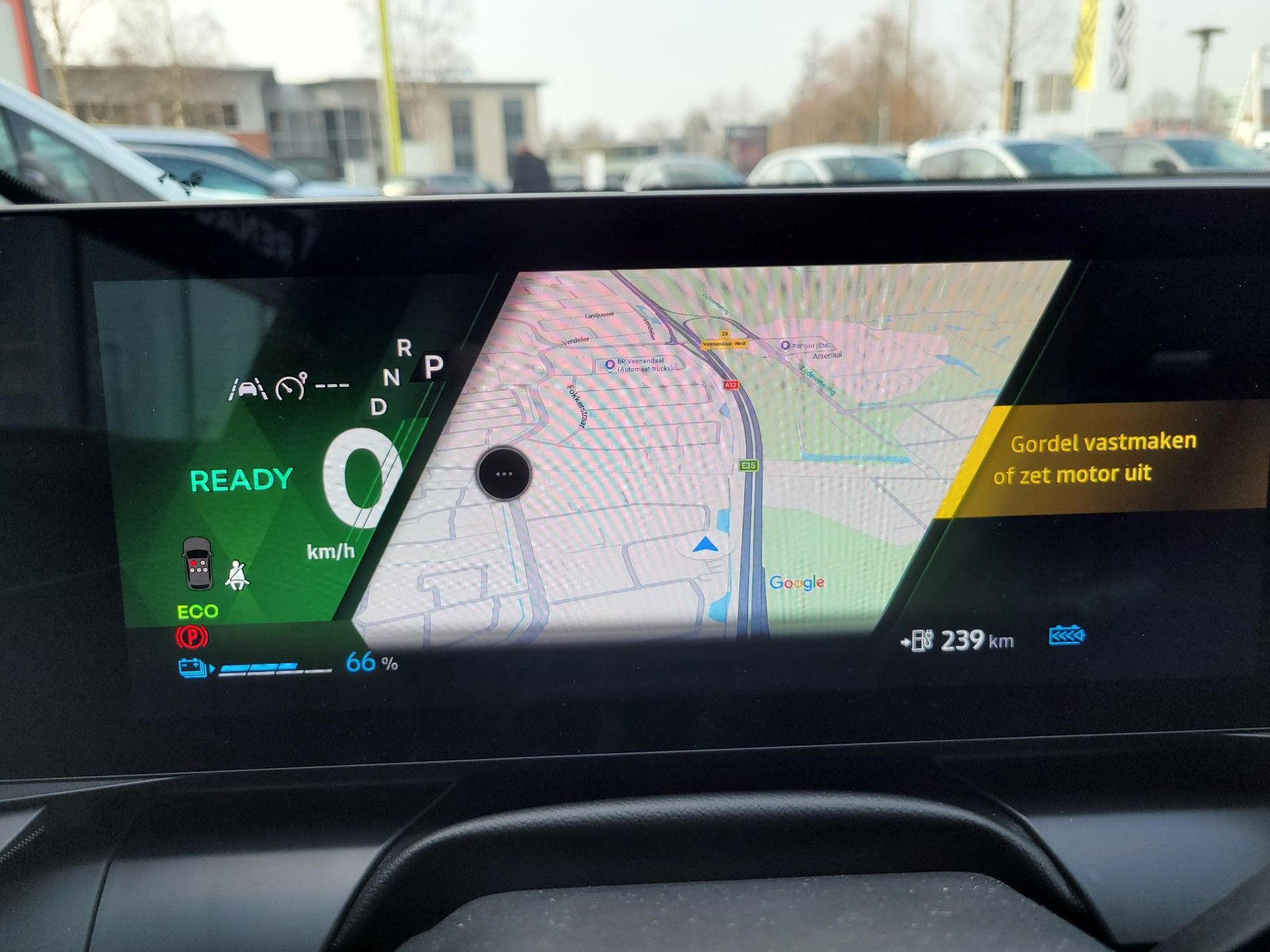 Renault MeganeE-Tech met kenteken JGV-82-P – dashboard