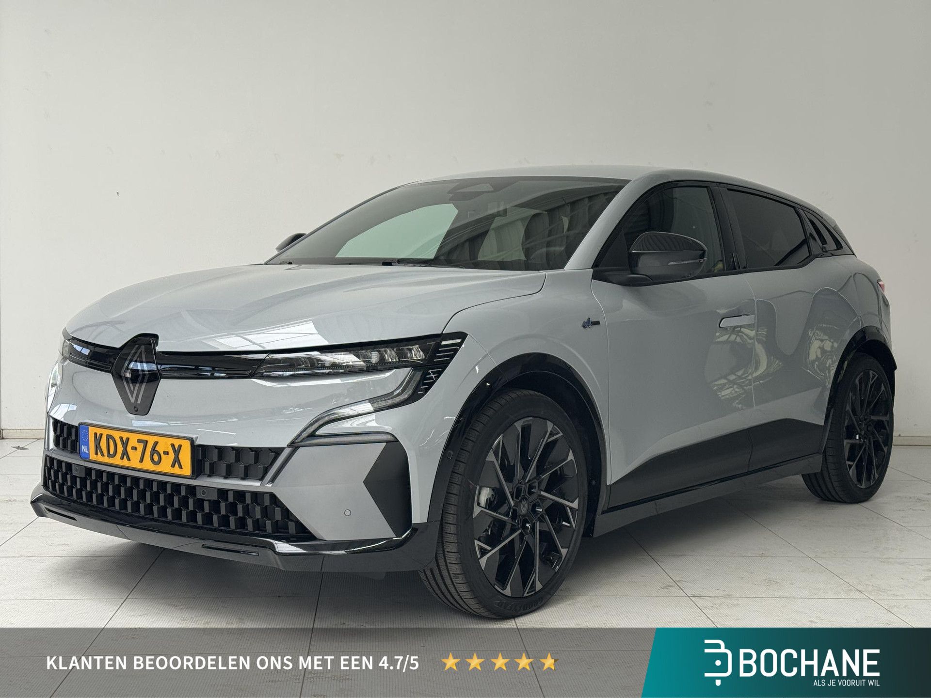Renault MeganeE-Tech met kenteken KDX-76-X – vooraanzicht