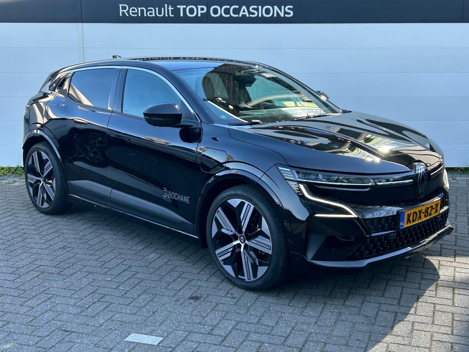 Renault MeganeE-Tech met kenteken KDX-82-X – detailfoto