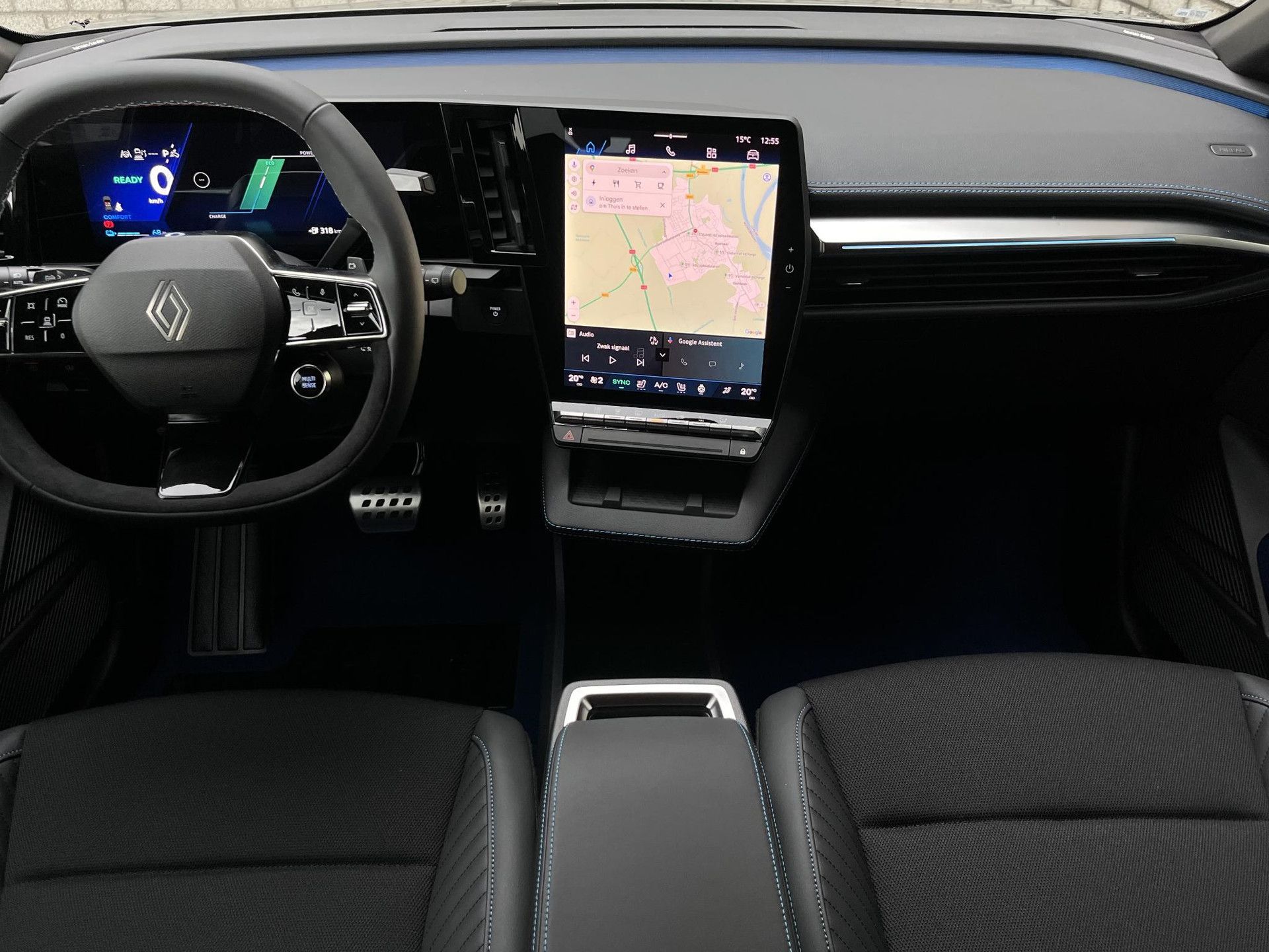 Renault MeganeE-Tech met kenteken KDX-89-X – interieur