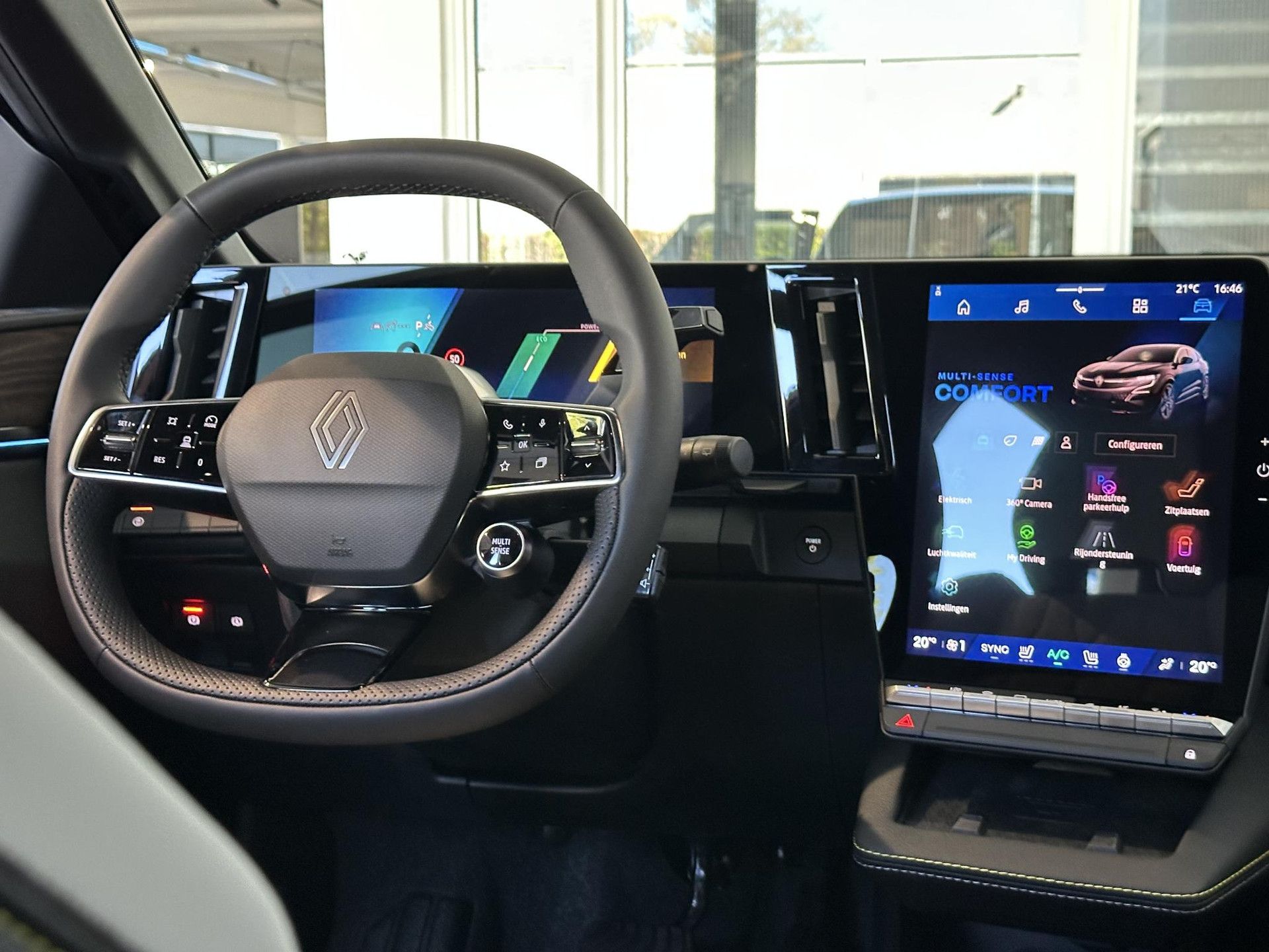 Renault MeganeE-Tech met kenteken KDX-99-X – interieur