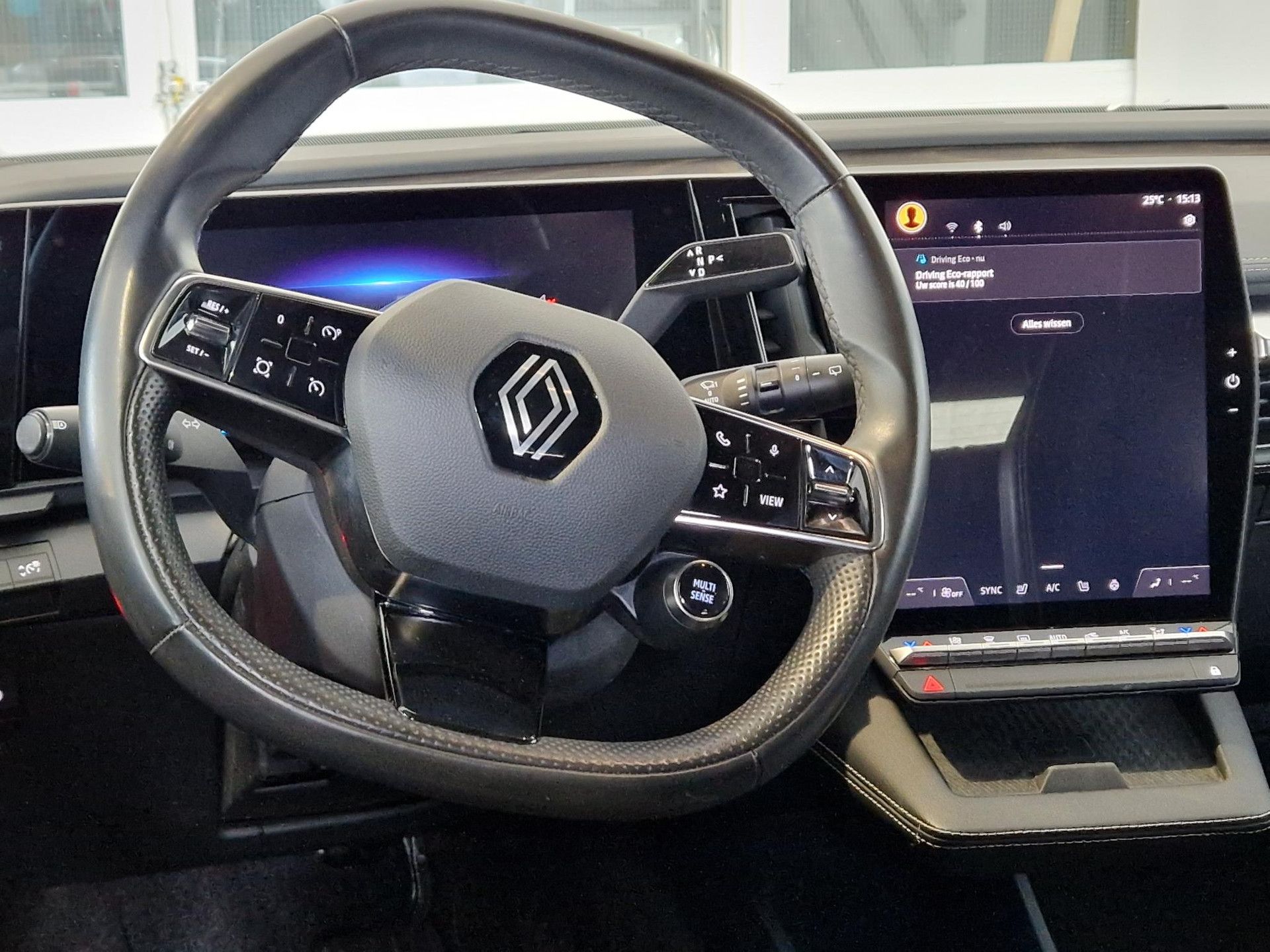 Renault MeganeE-Tech met kenteken KLD-55-F – interieur