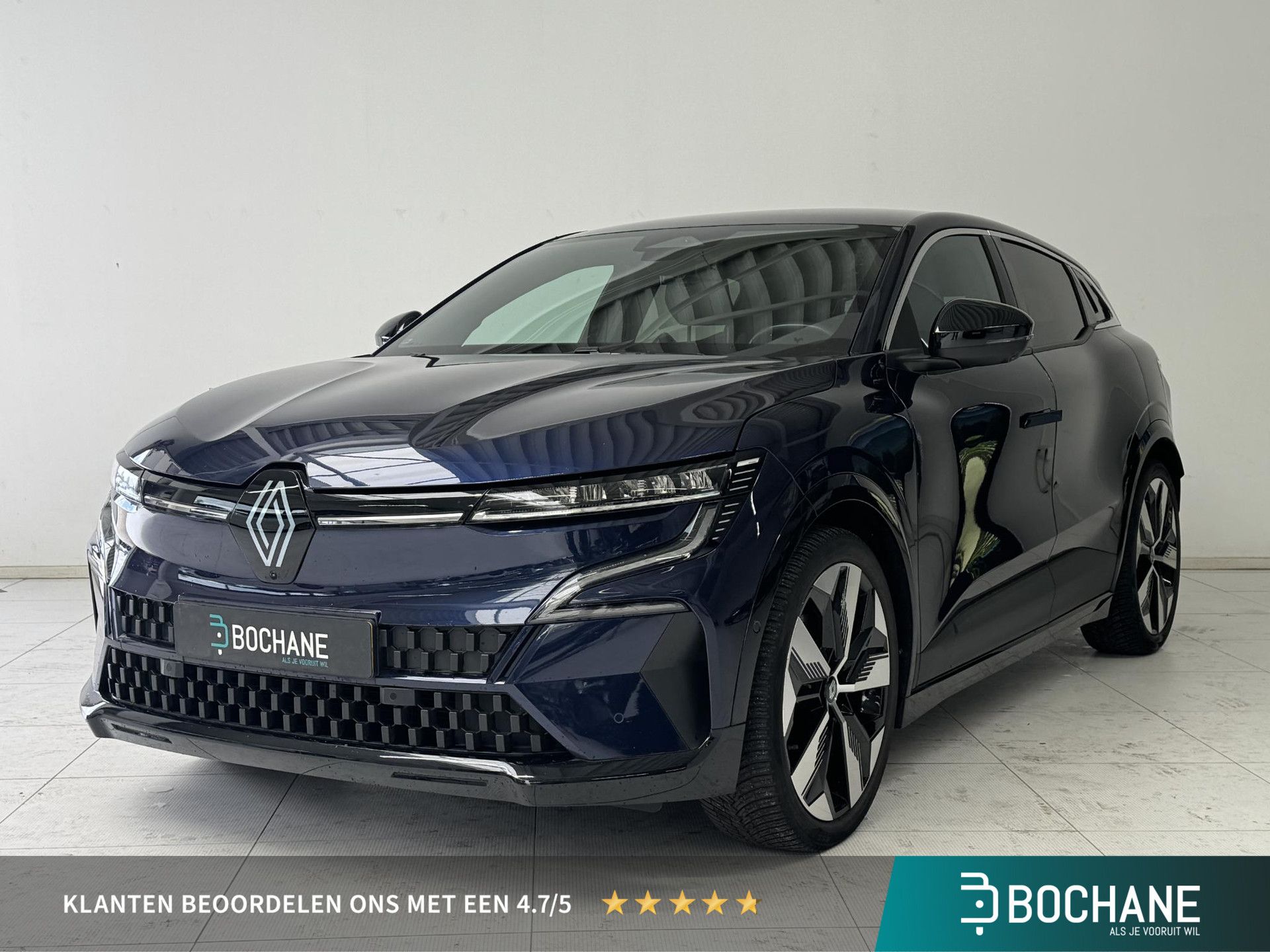 Renault MeganeE-Tech met kenteken R-689-PG – vooraanzicht