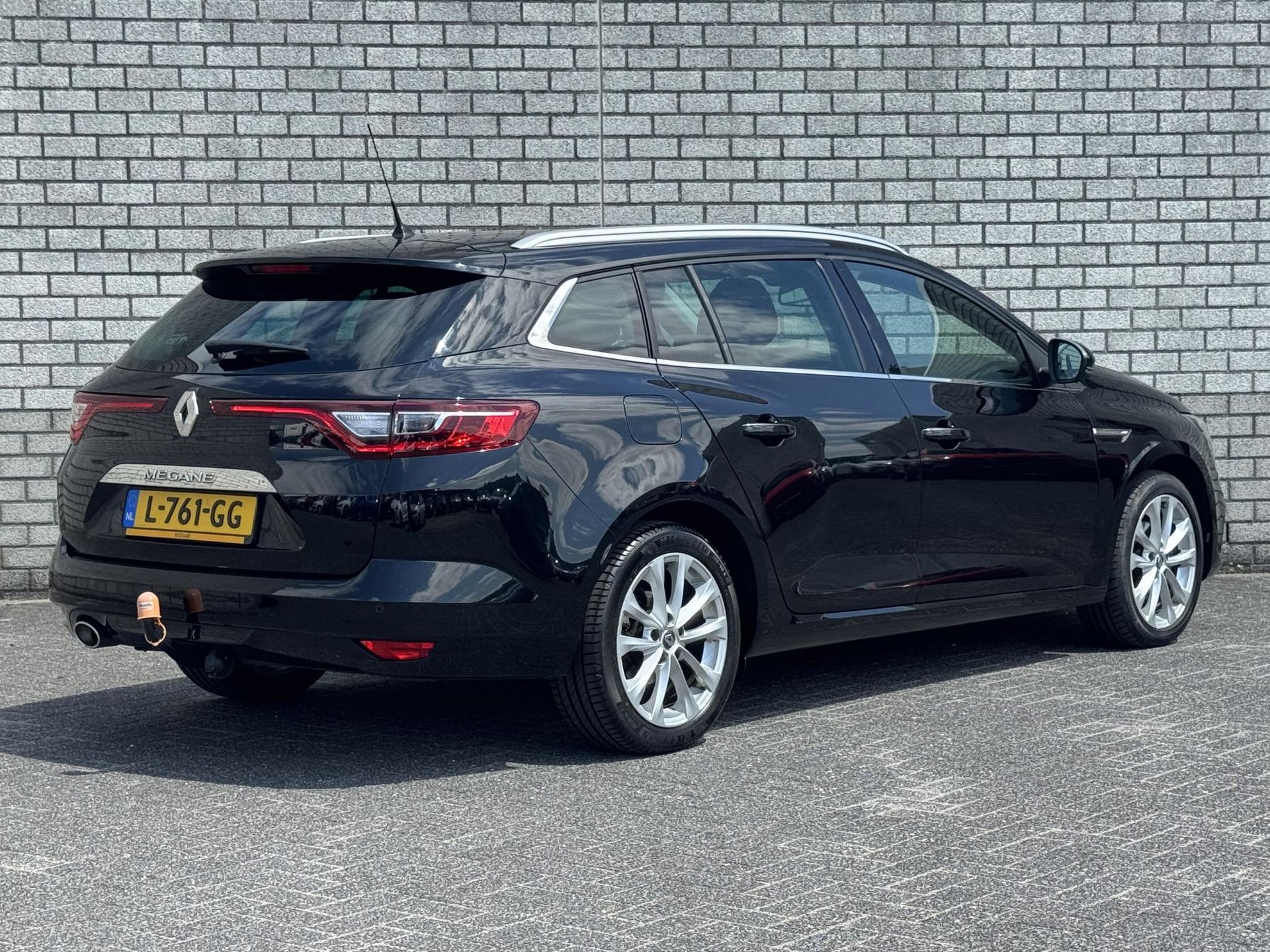 Renault MéganeEstate met kenteken L-761-GG – achteraanzicht