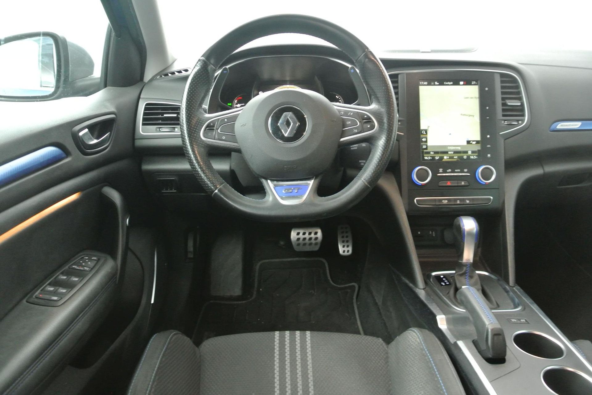 Renault MéganeEstate met kenteken NS-131-P – interieur